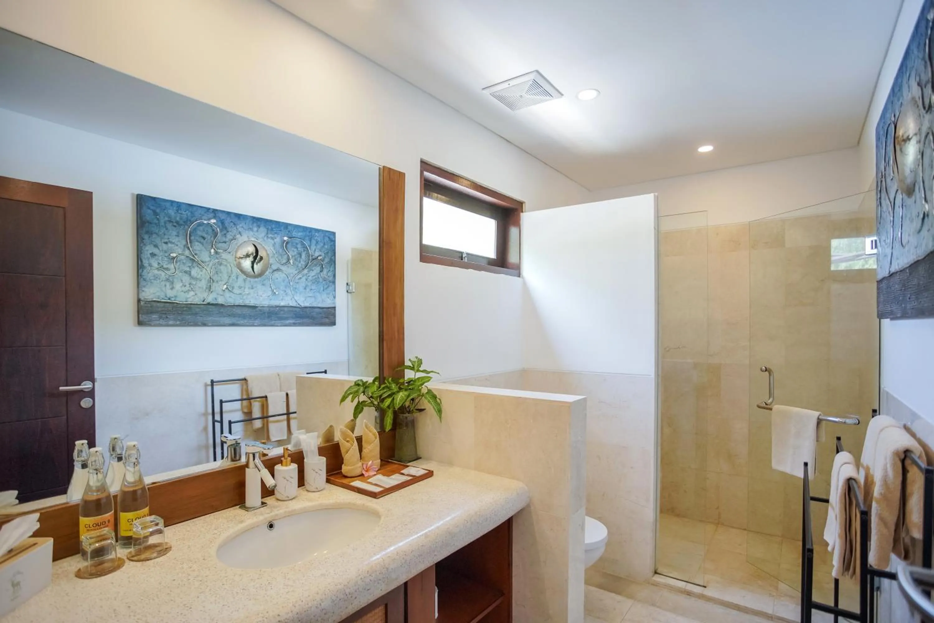 Bathroom in Pearl Sunset Resort - Sunset Moments, Adults Only