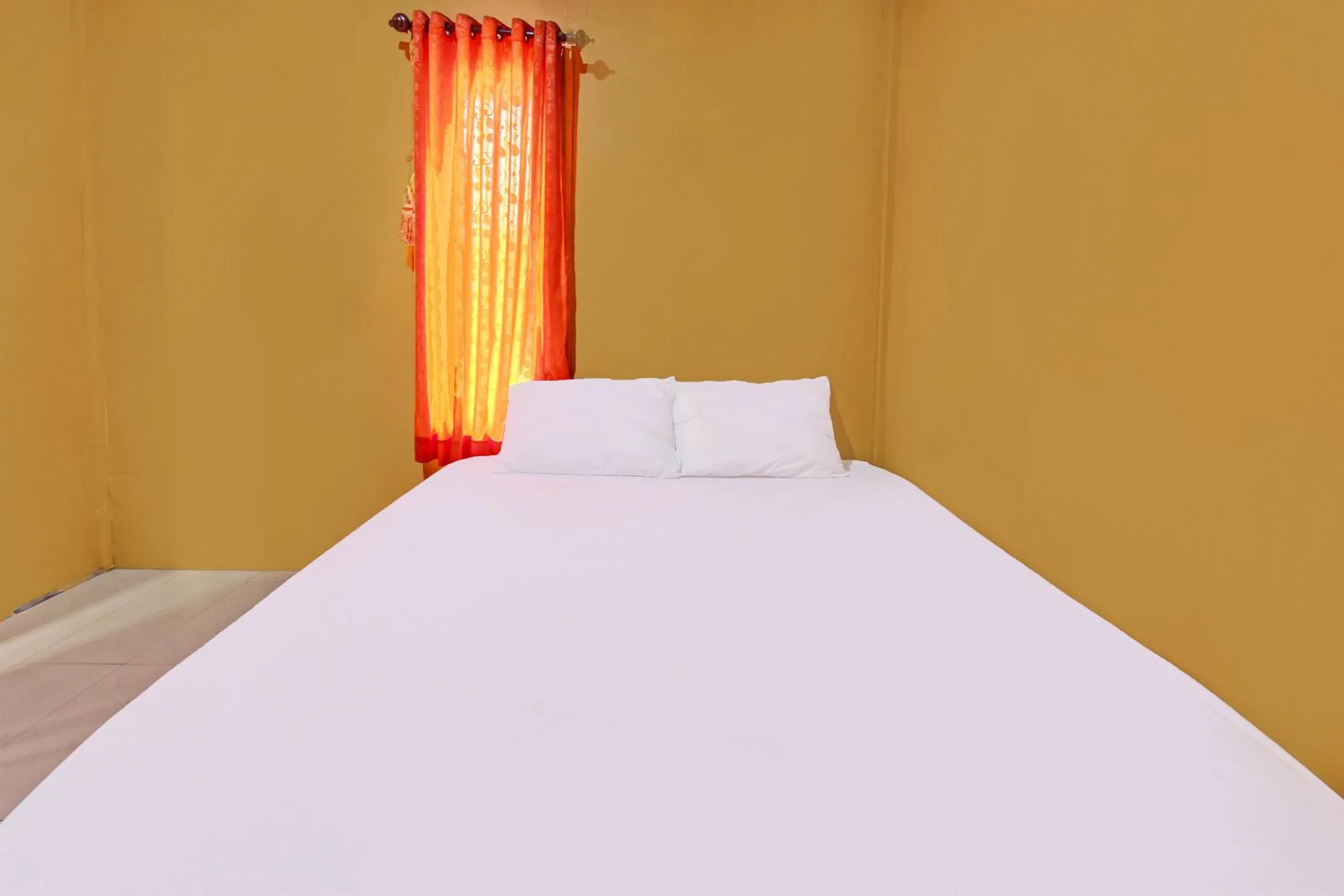 Bedroom, Bed in Hotel O Ujung Samalas HomestayNearLapangan Sembalun Bumbung