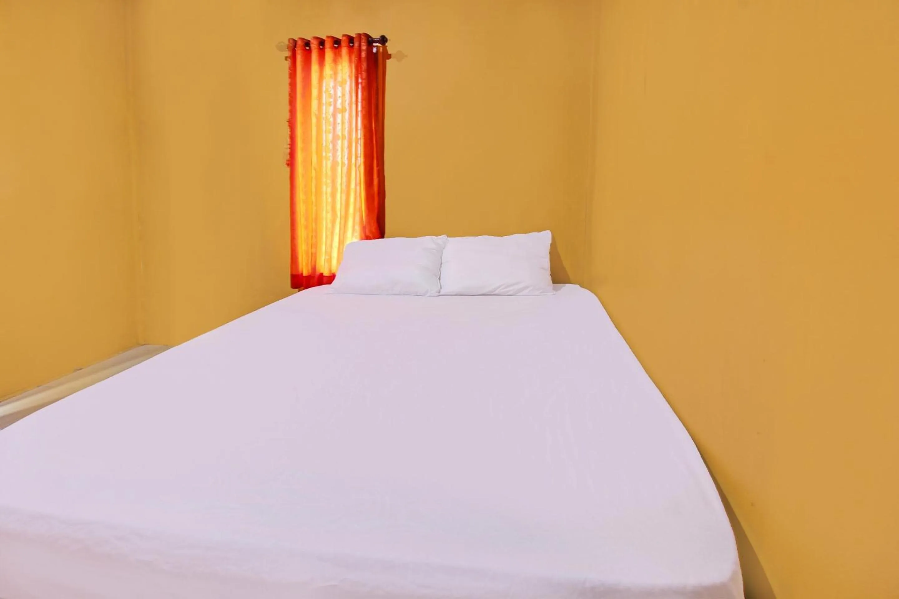 Bedroom, Bed in Hotel O Ujung Samalas HomestayNearLapangan Sembalun Bumbung