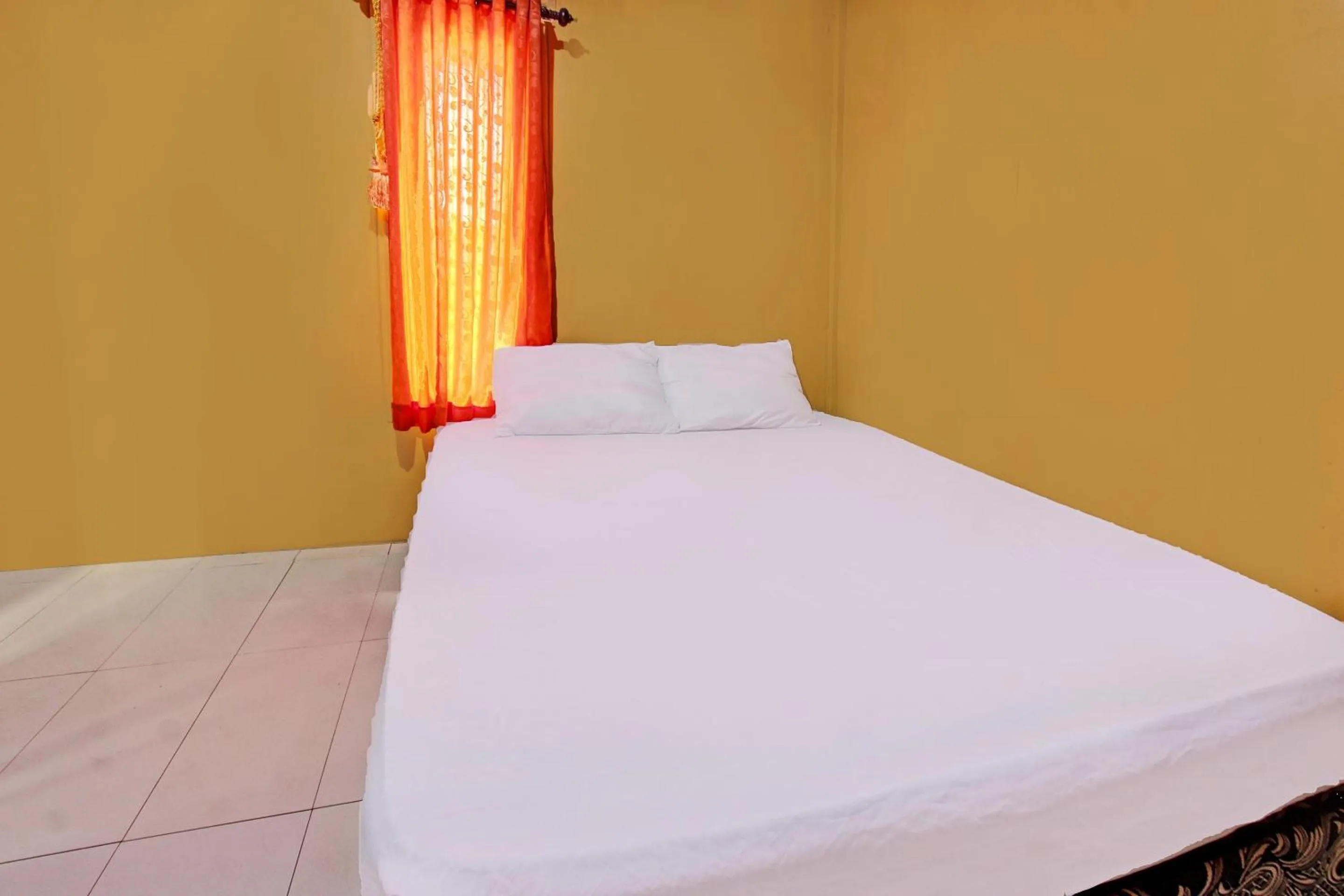 Bedroom, Bed in Hotel O Ujung Samalas HomestayNearLapangan Sembalun Bumbung