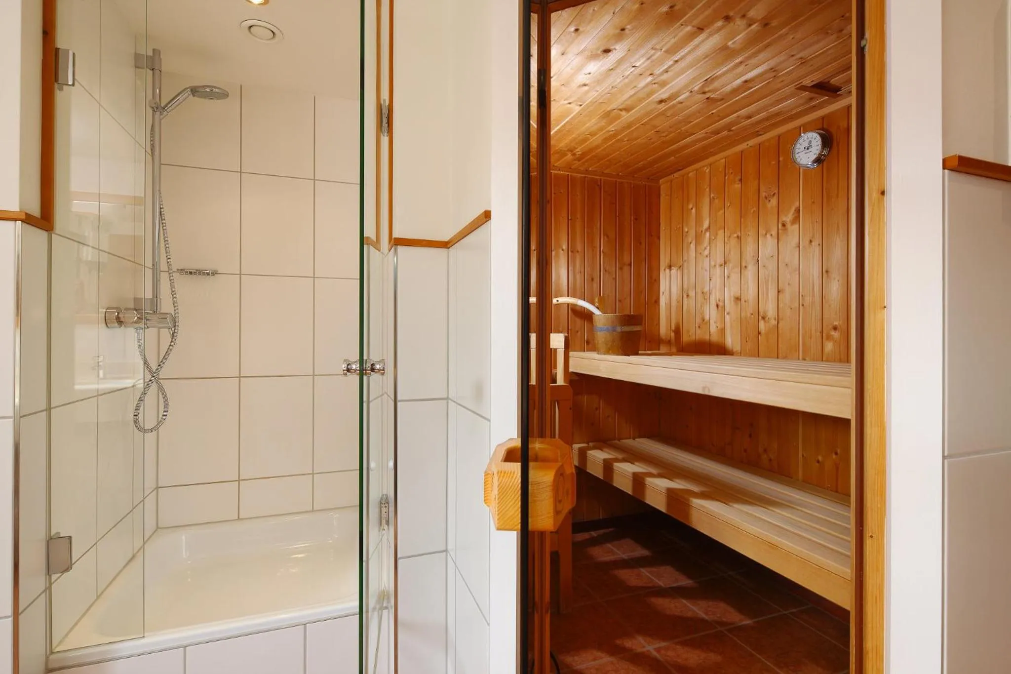 Photo of the whole room in Das Hopfgarten Aparthotel