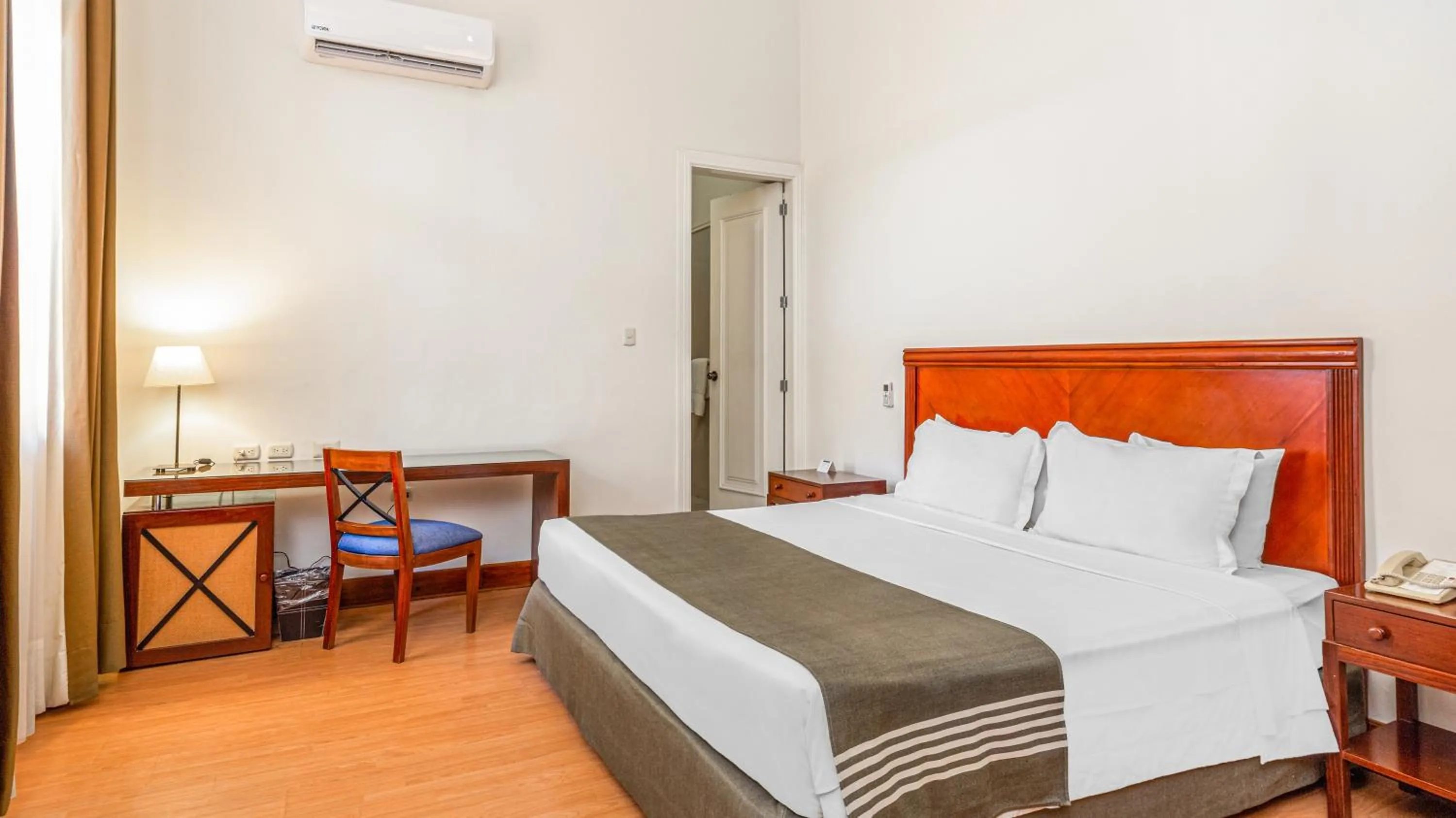 Bed in LP Los Portales Hotel Piura