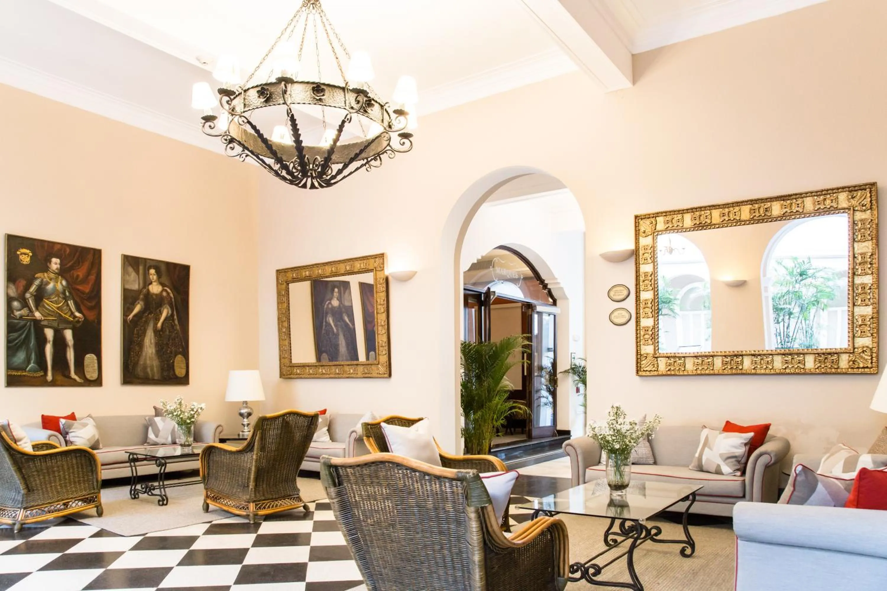 Lobby or reception in LP Los Portales Hotel Piura