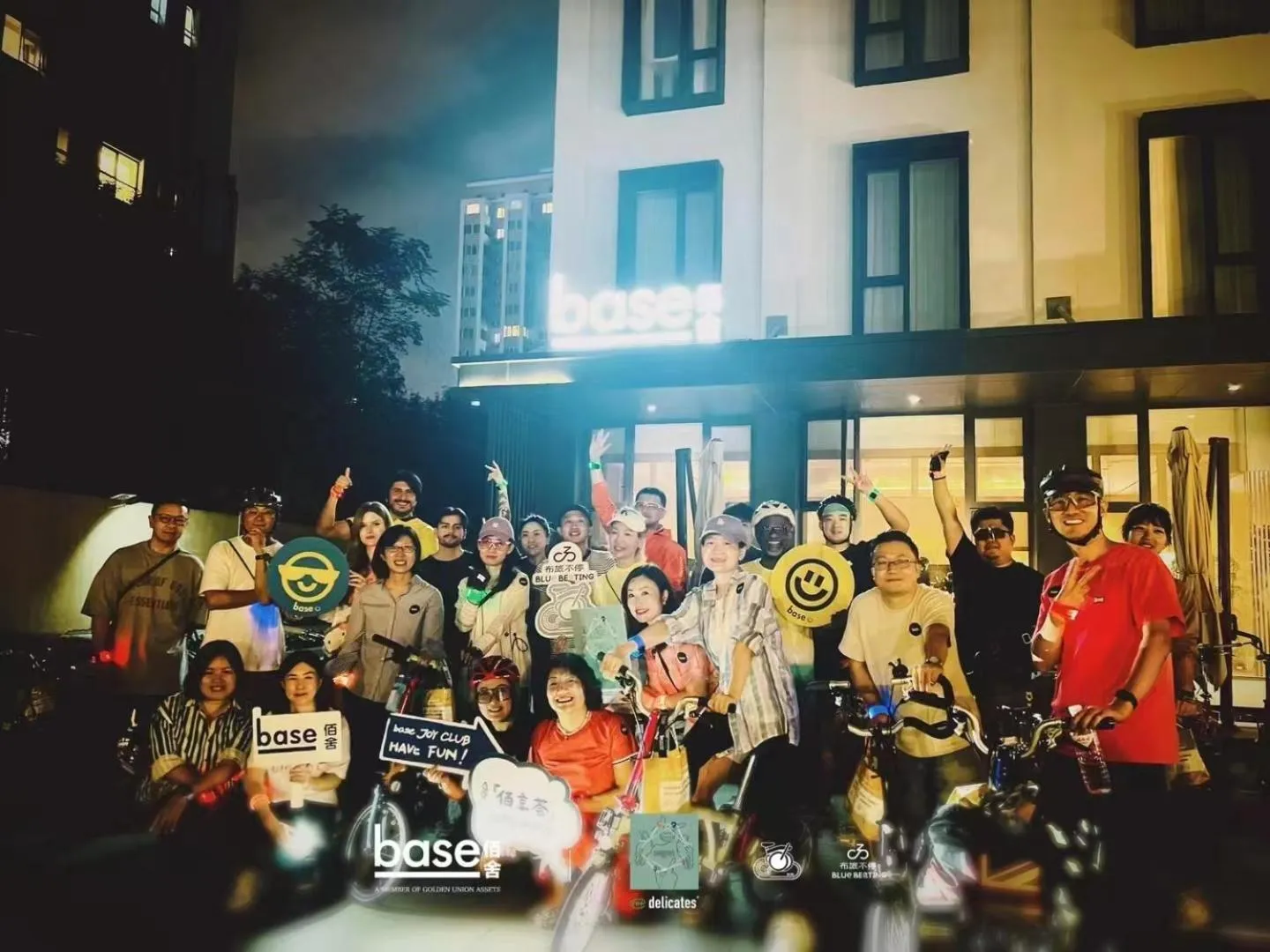 People in base-Beijing Sanlitun Serviced Apartment