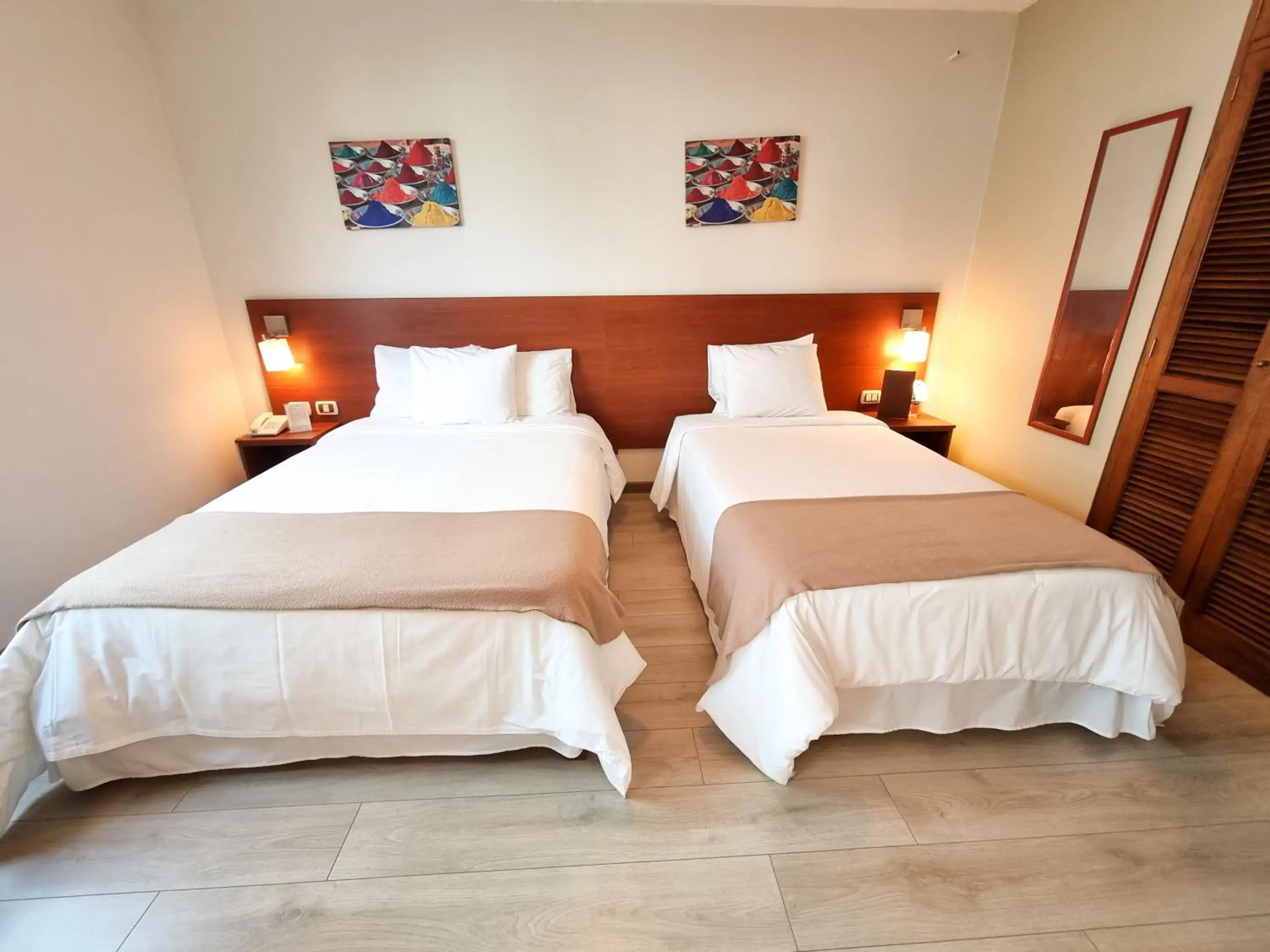 Standard Twin Room in Hotel Las Palmas Standard Twin Room in Hotel Las Palmas