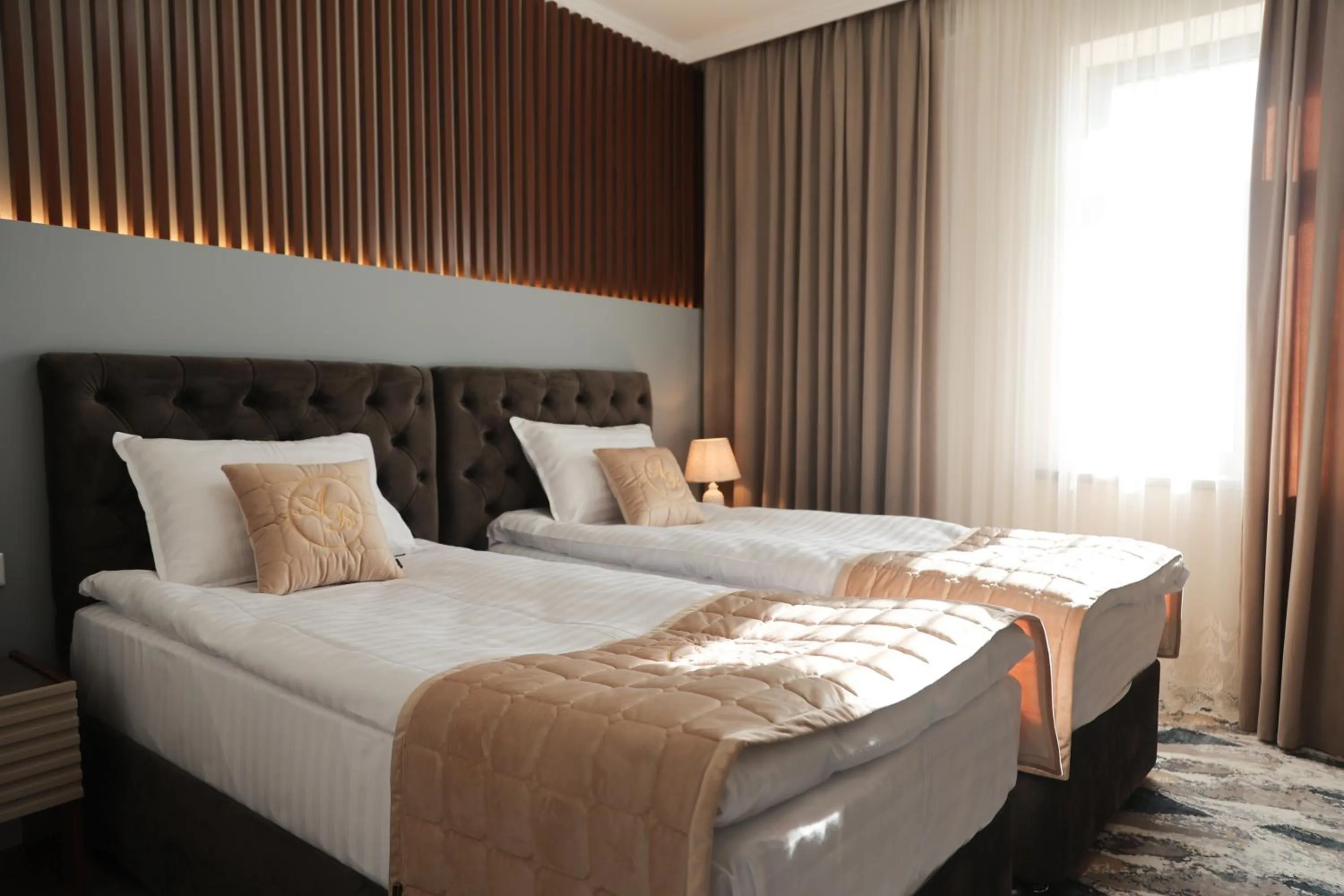 Bed in Reikartz Amar Samarkand