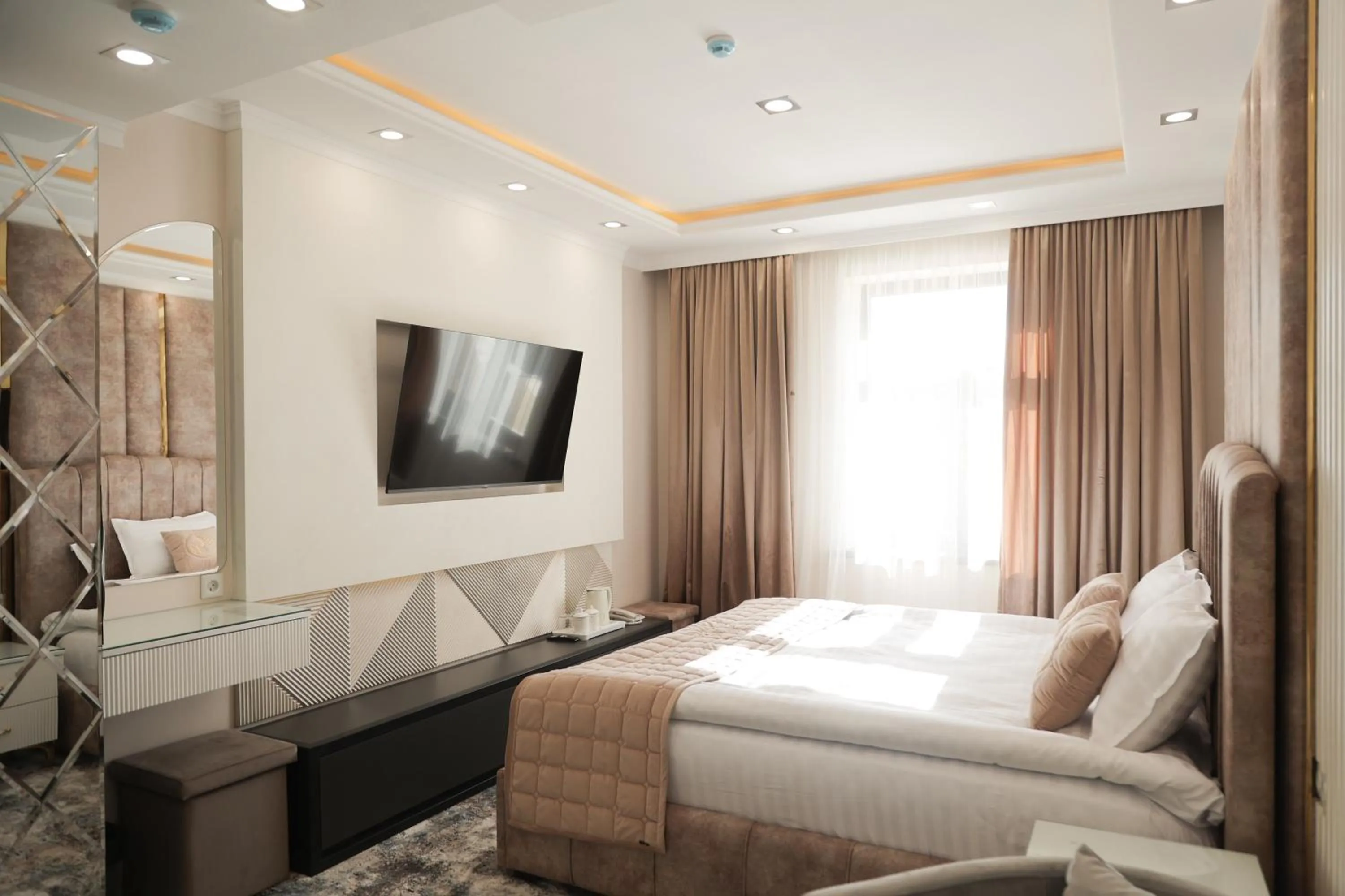 Bed in Reikartz Amar Samarkand