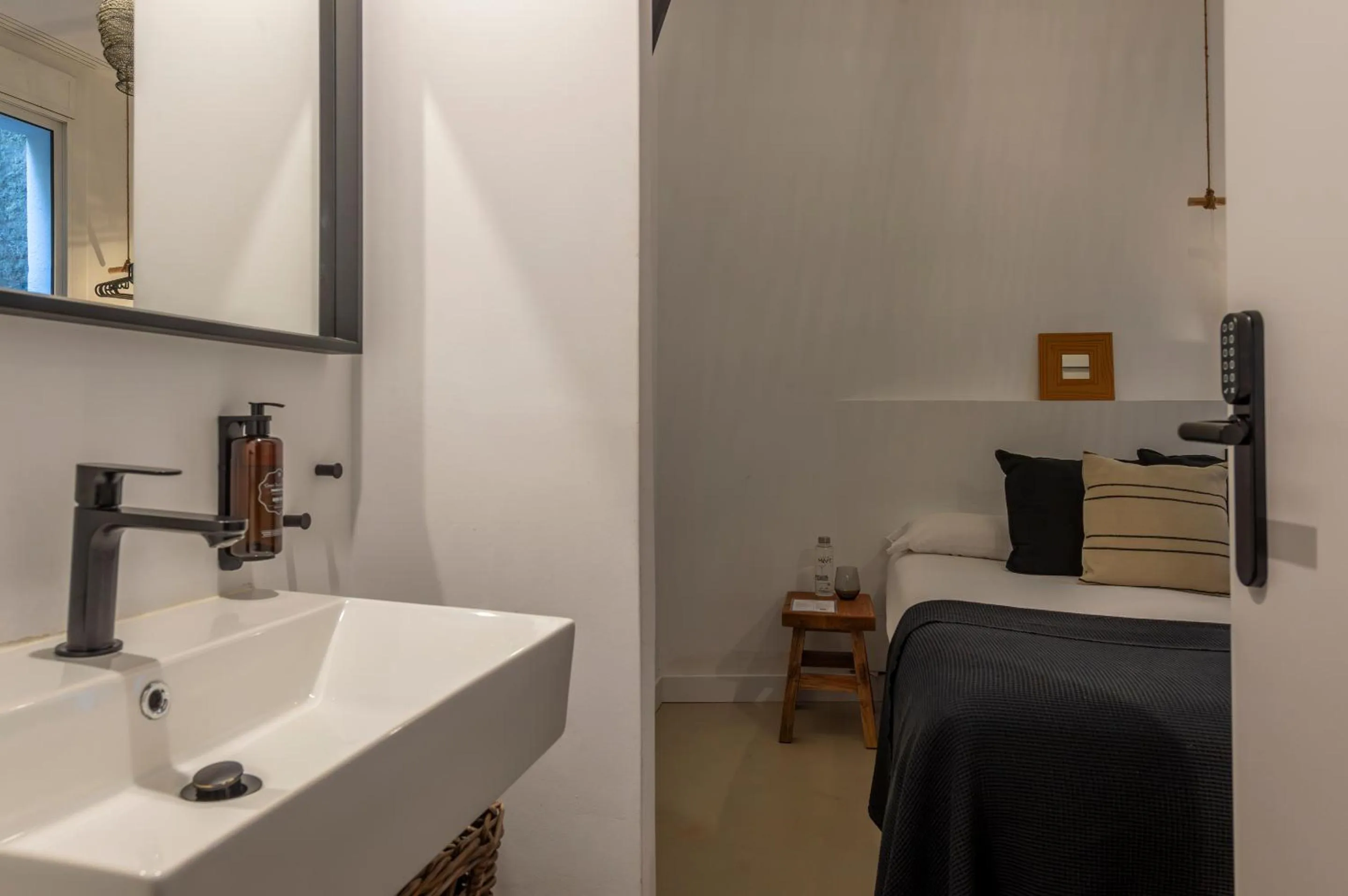 Bedroom, Bed in Hostal Boutique Es Menut