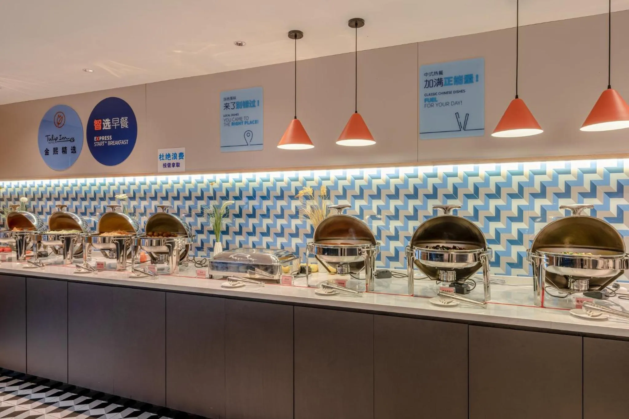 Breakfast in Holiday Inn Express Kunming Panlong by IHG