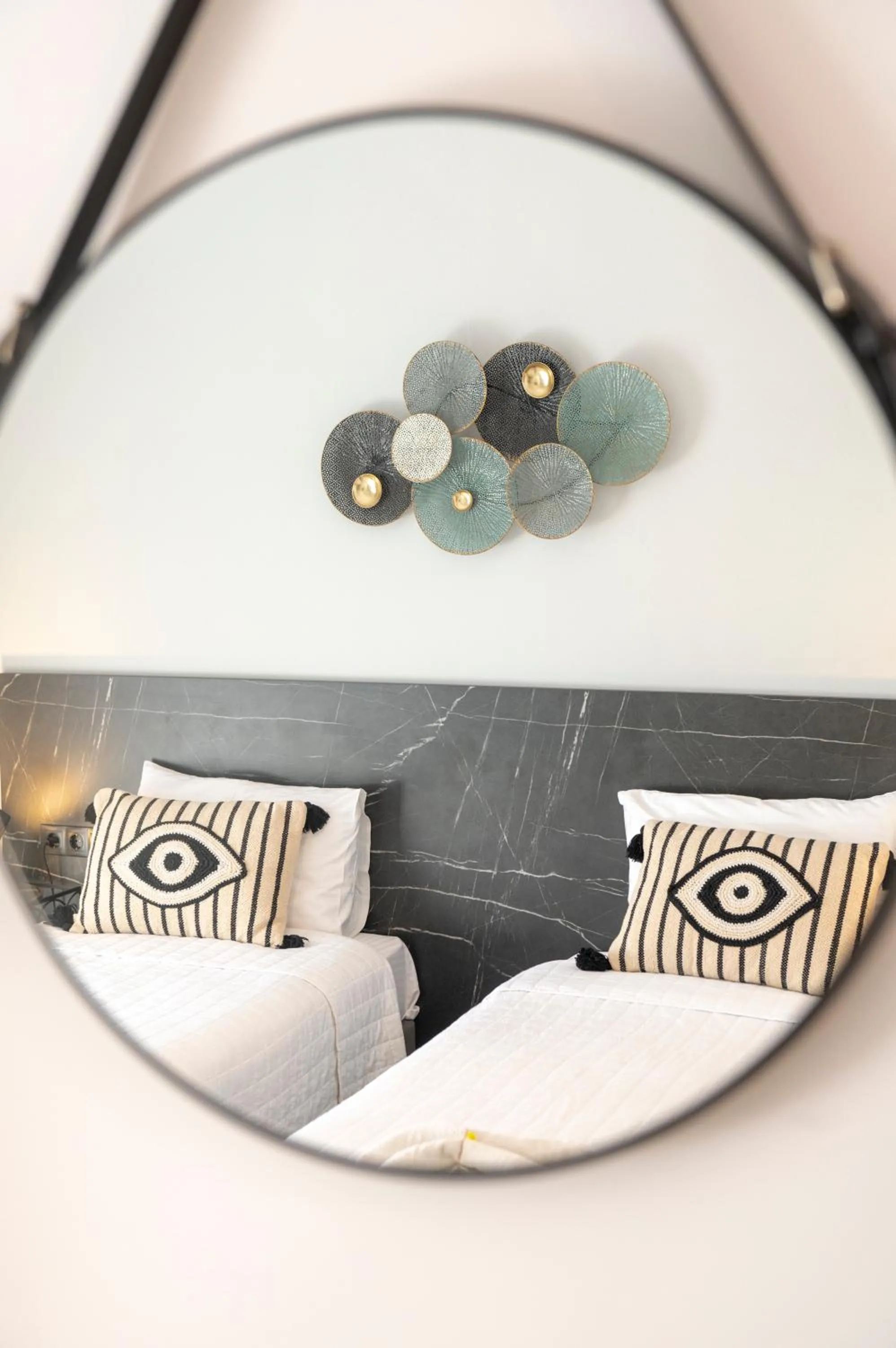 Decorative detail in Hotel Papanikolaou