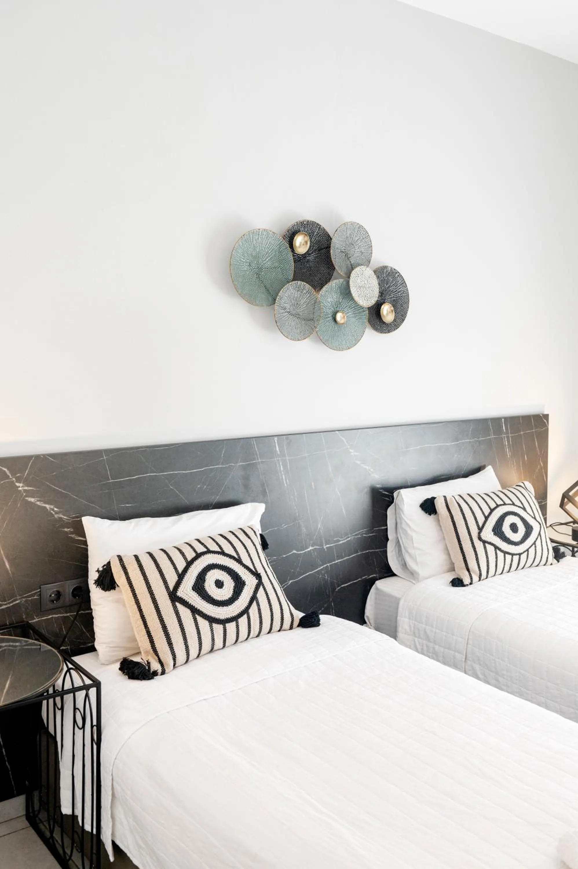 Bed in Hotel Papanikolaou