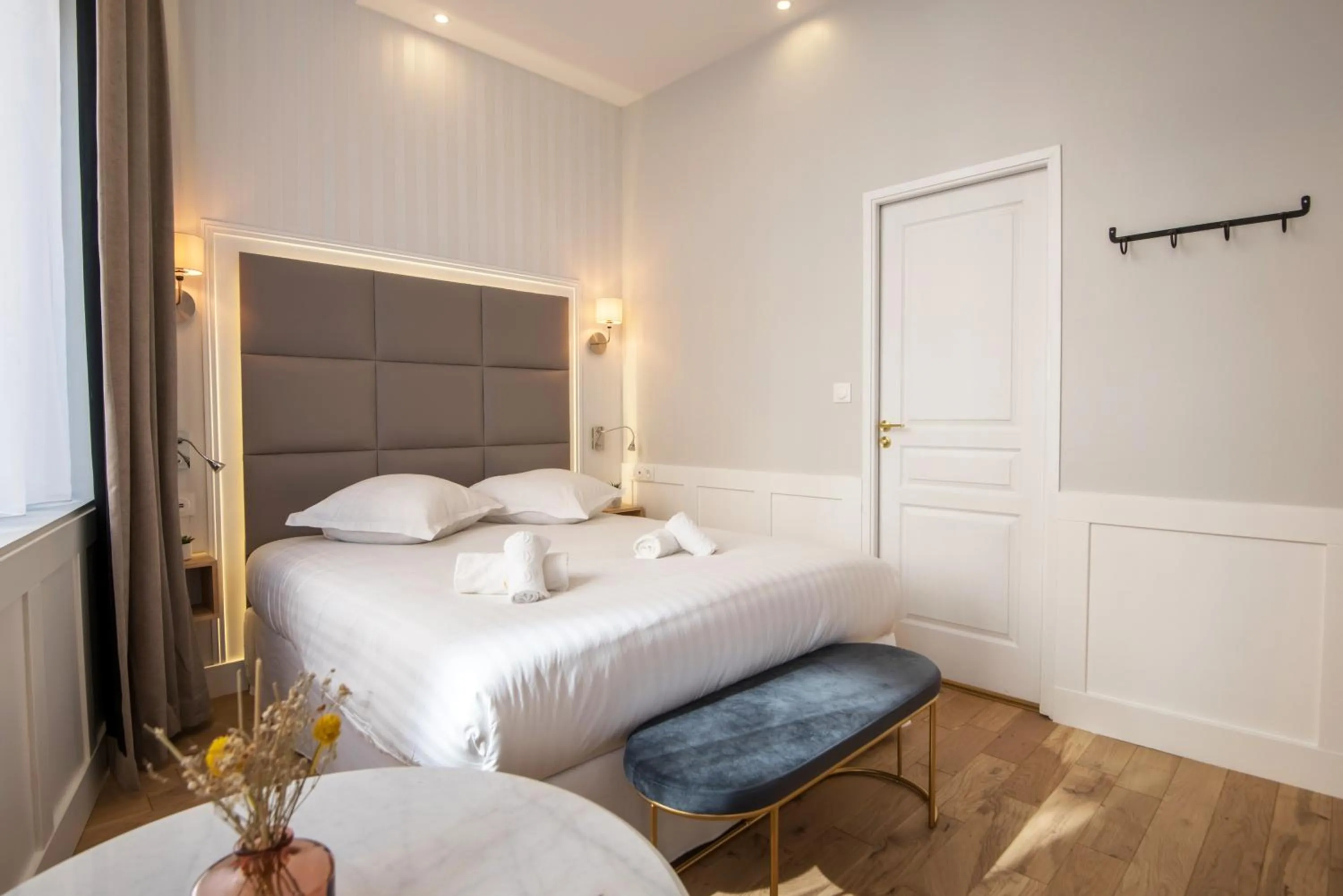 Bed in Les Suites Faidherbe