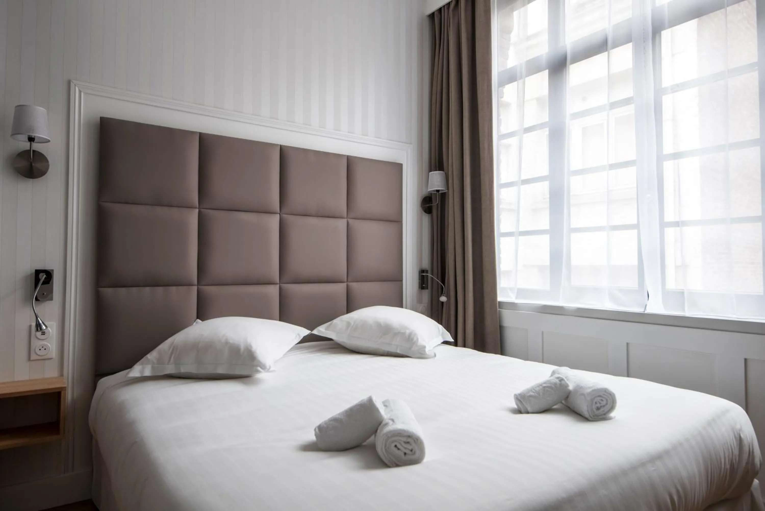 Bed in Les Suites Faidherbe