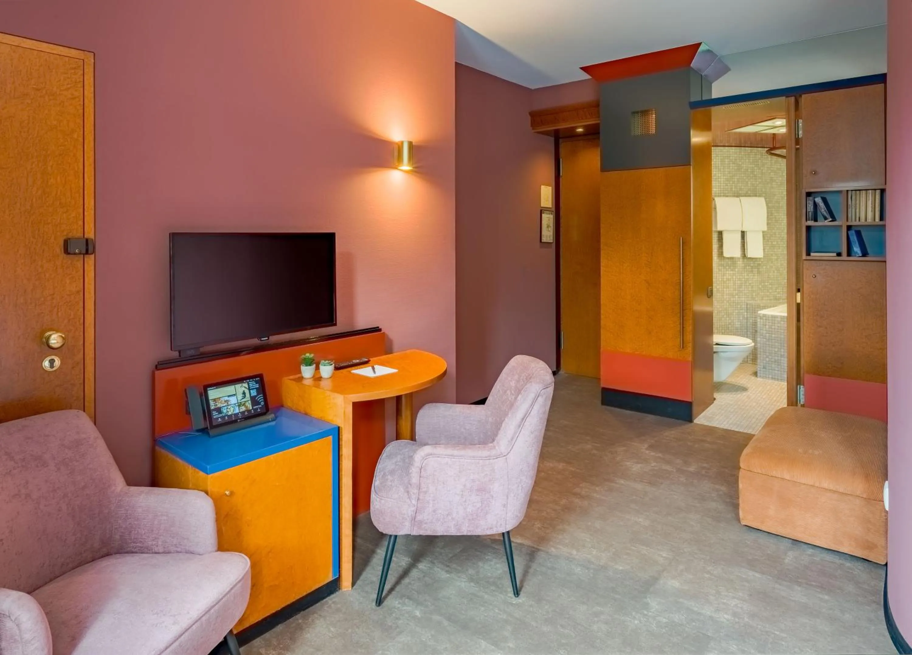 TV and multimedia in Domicil Hotel Bonn