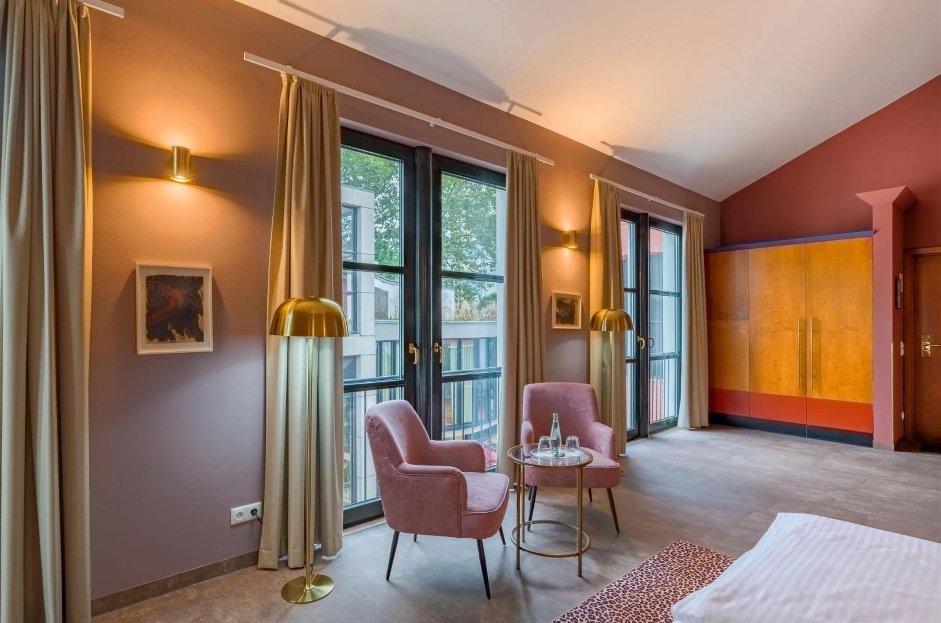 Photo of the whole room, Bed in Domicil Hotel Bonn