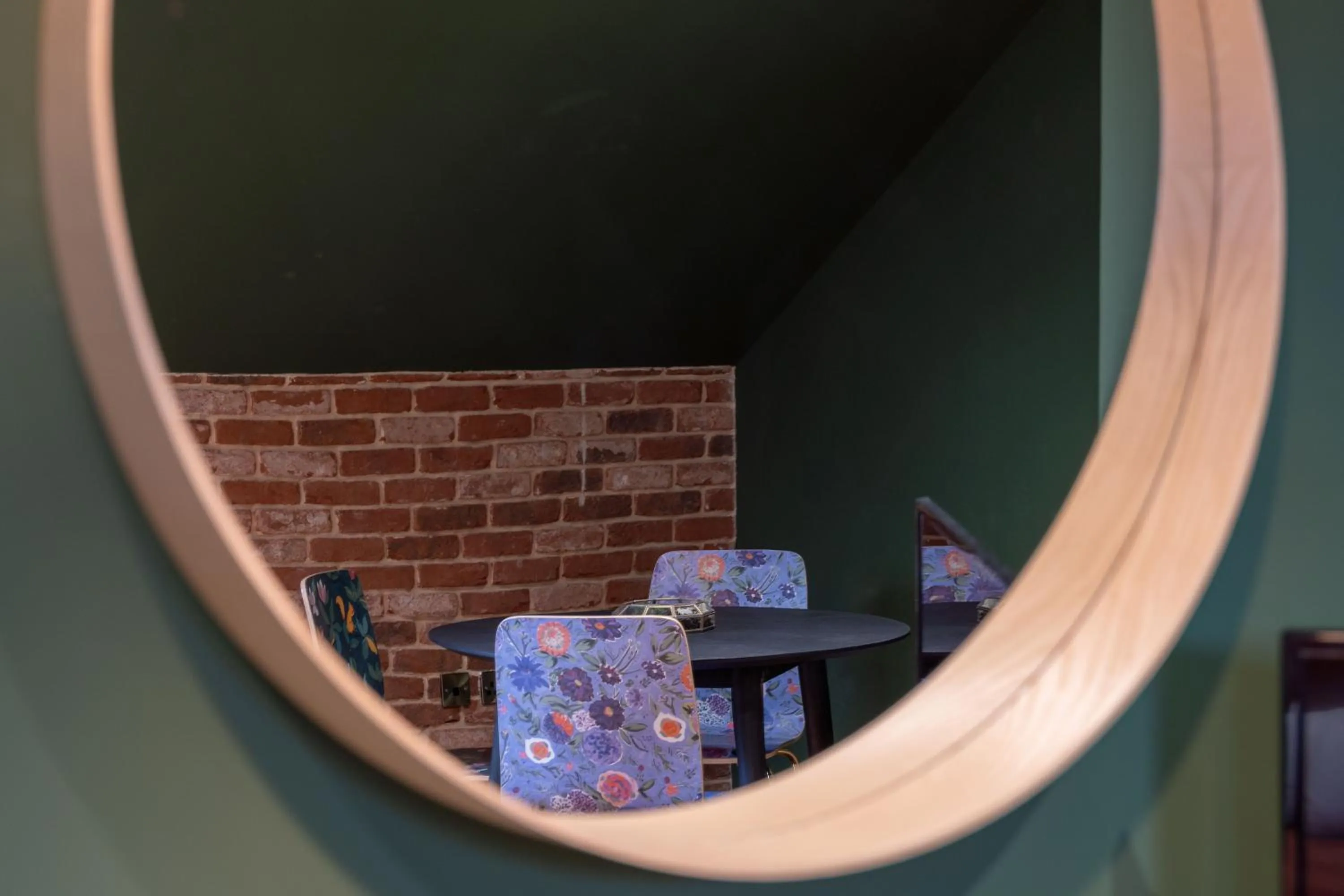 Dining area in 89 The Merchants- Chic Aparthotel by The House of Danu