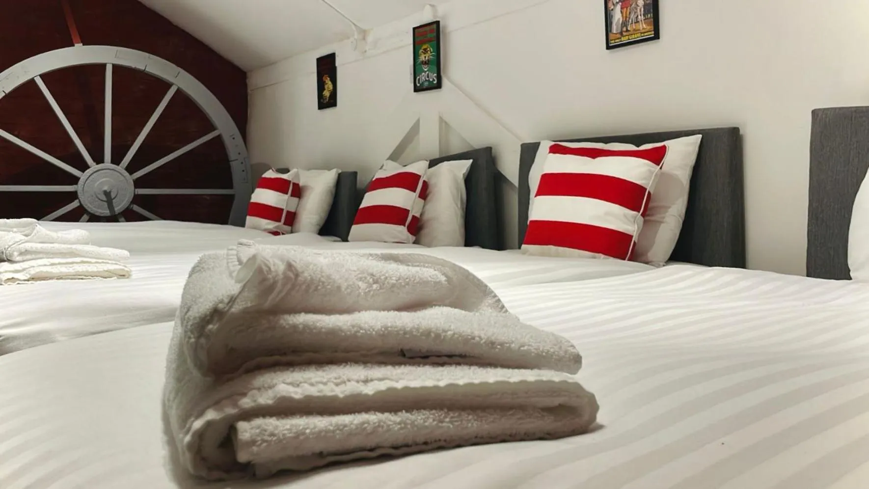 Bed in Rainford Gardens by UStay Aparthotels