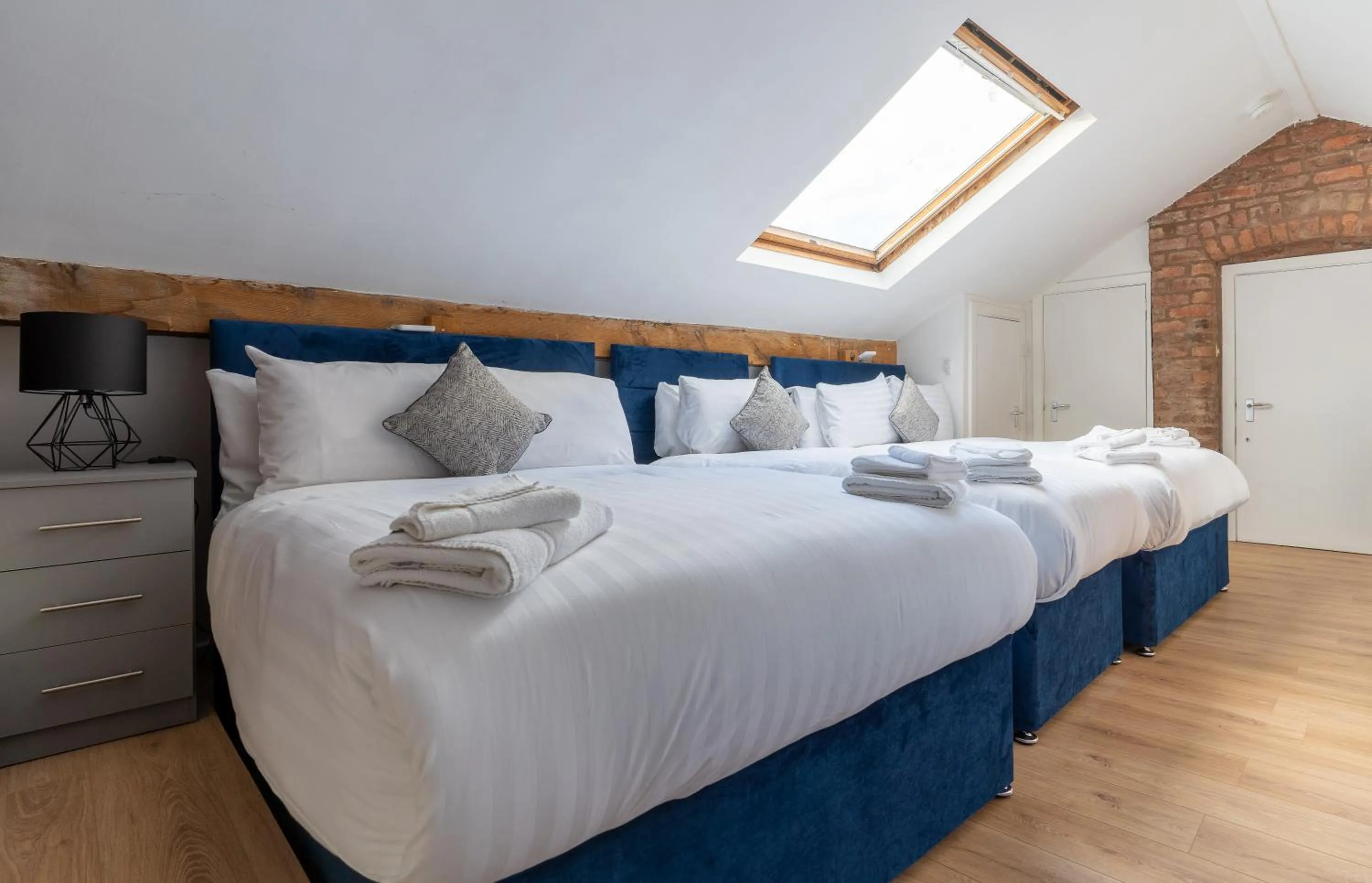 Bed in Rainford Gardens by UStay Aparthotels