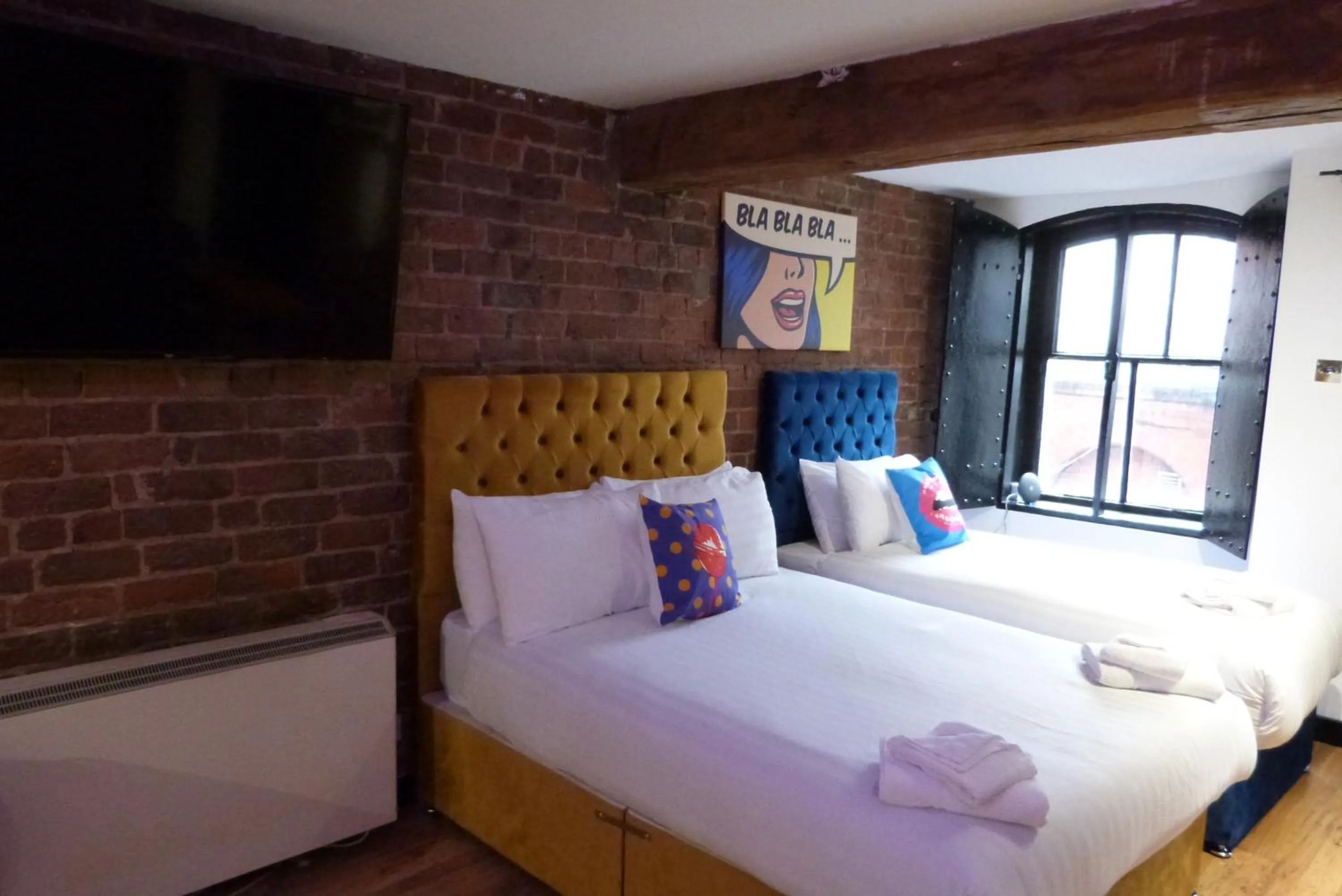 Bed in Rainford Gardens by UStay Aparthotels