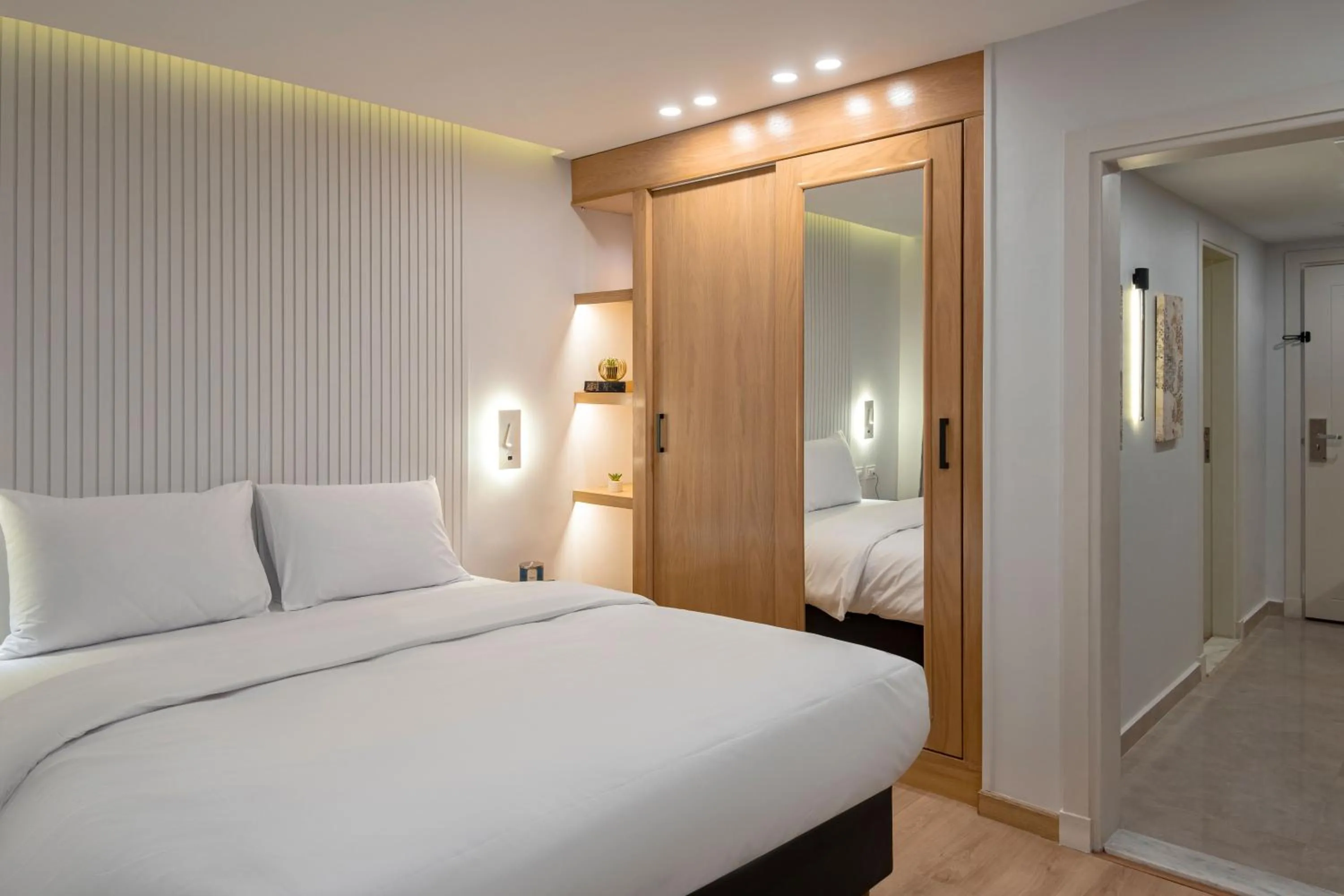 Bedroom, Bed in Parkside Boutique Serviced Apartments