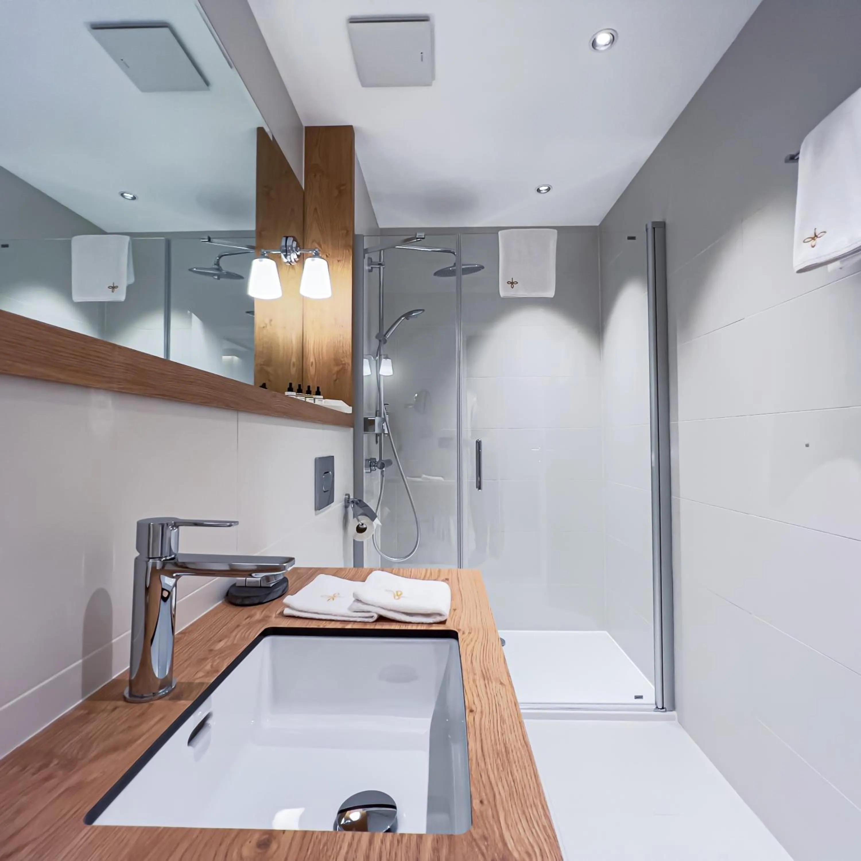 Bathroom in Normafa Hotel & Retreat