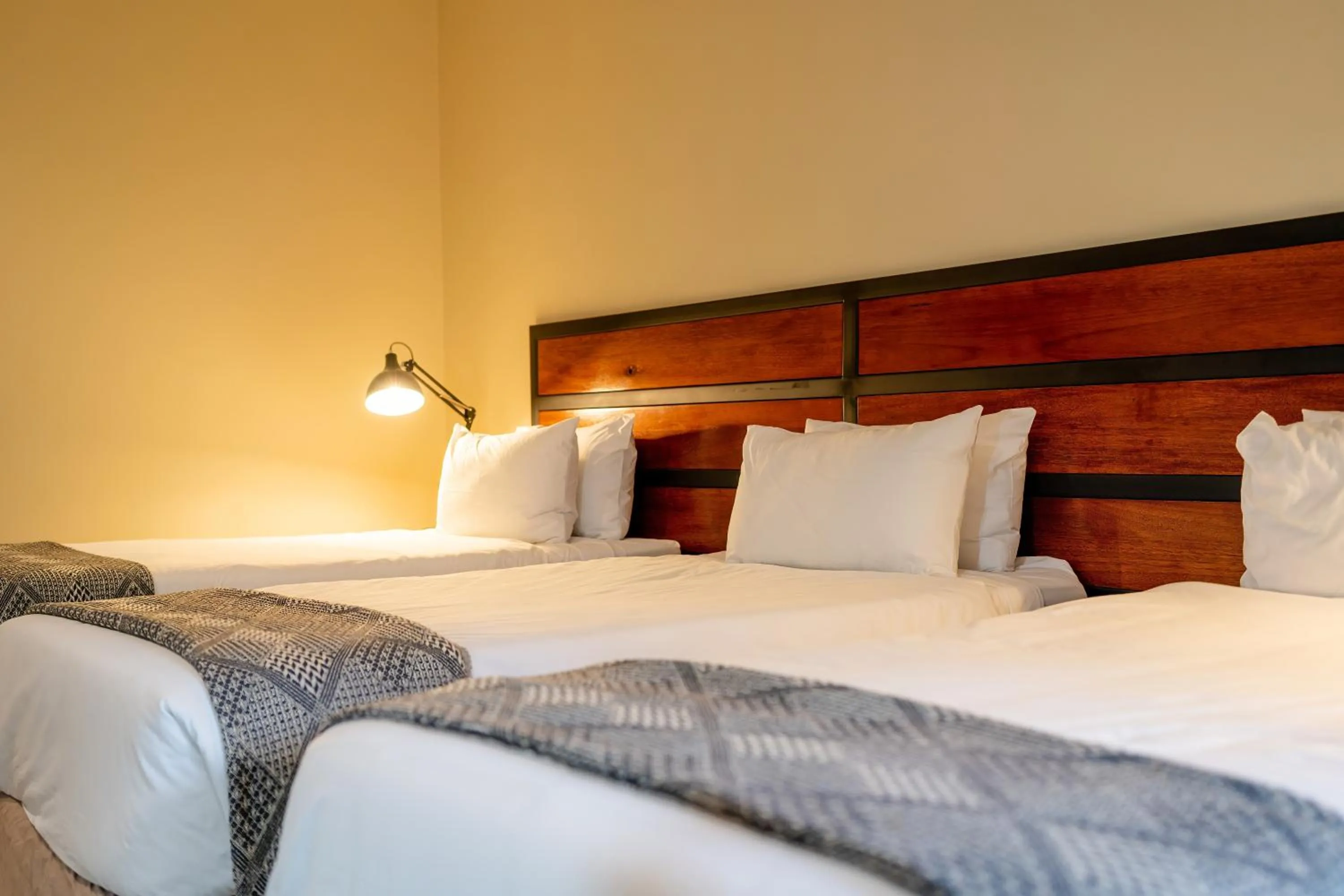 Bed in The Shrub Lodge