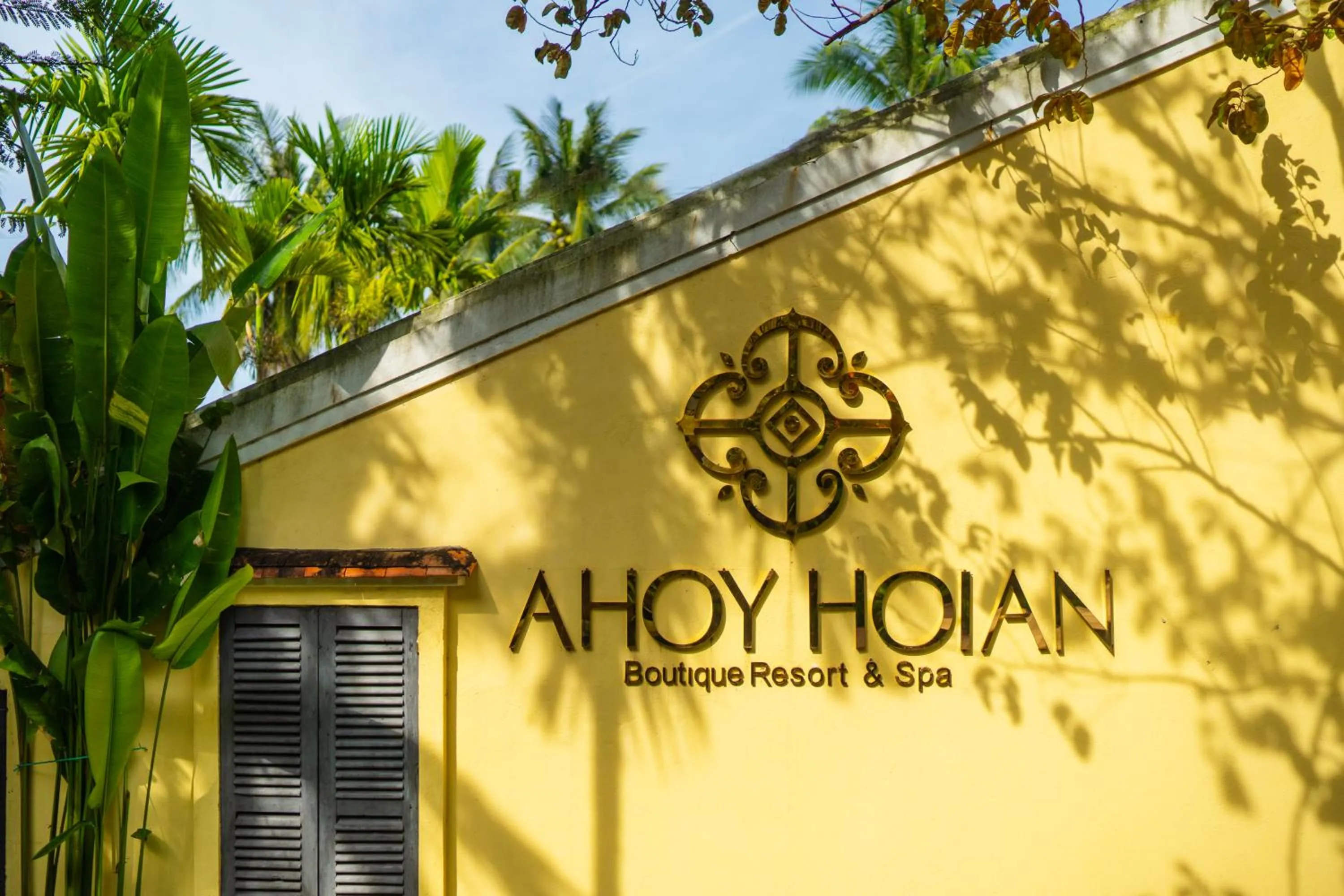 Logo/Certificate/Sign in Ahoy Hoi An Boutique Resort & Spa