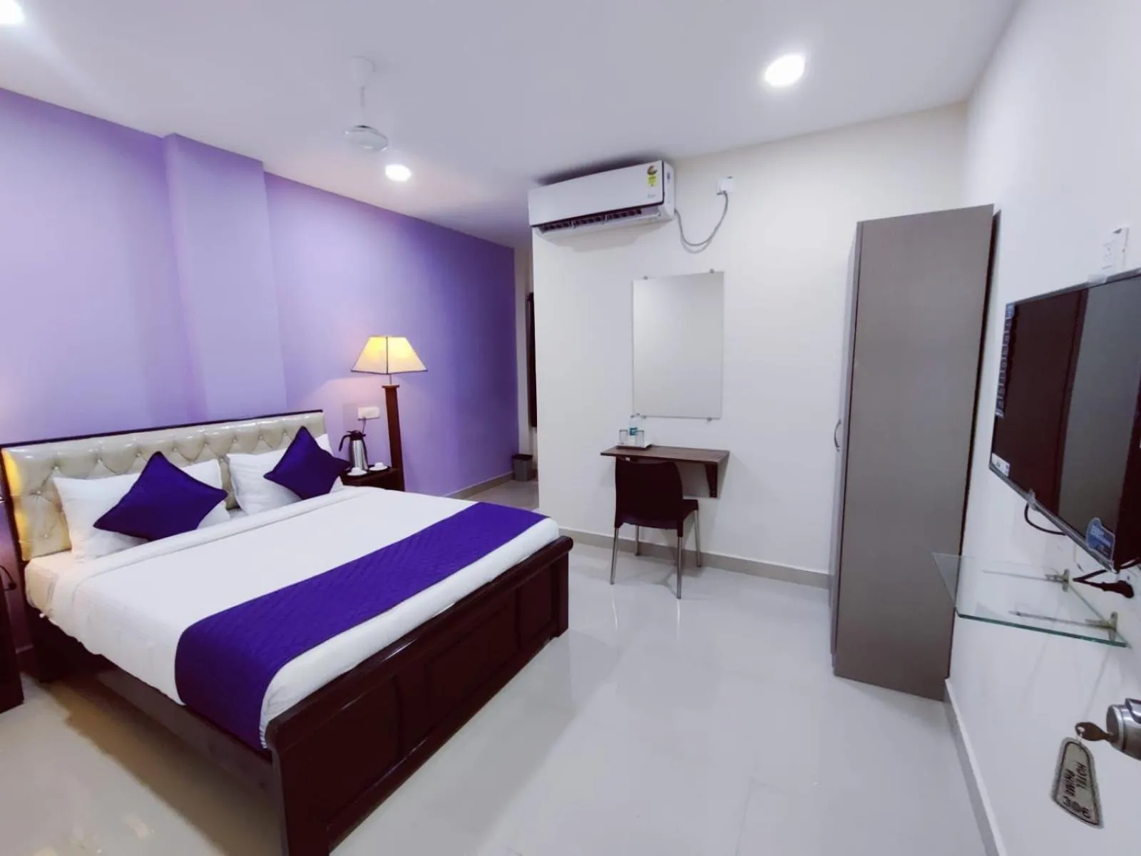 Bedroom, Bed in Hotel Prime Classic ,Airport Zone,Shamshabad