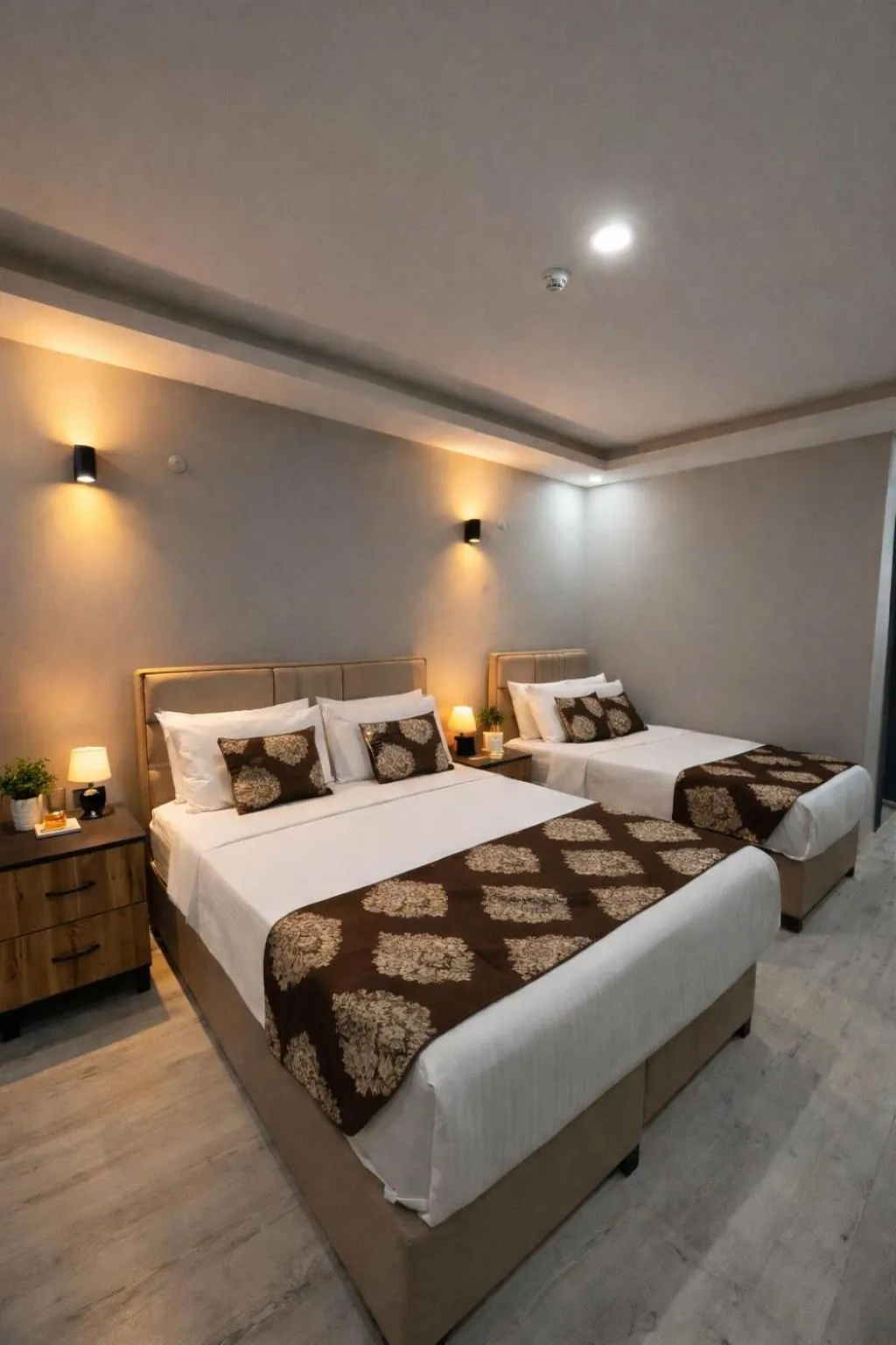 Triple Room with City View in Whitestone Hotel