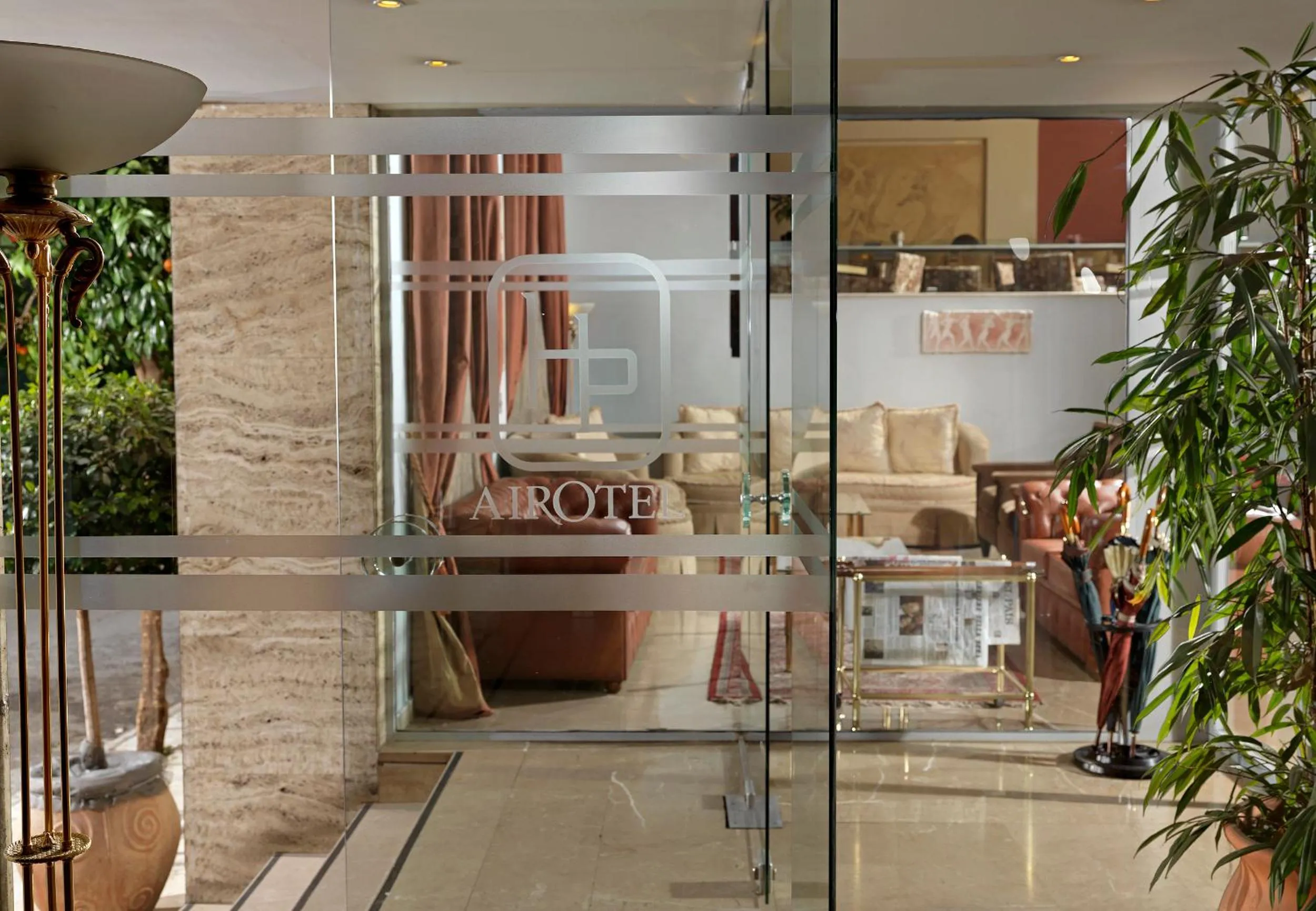 Facade/entrance in Airotel Parthenon