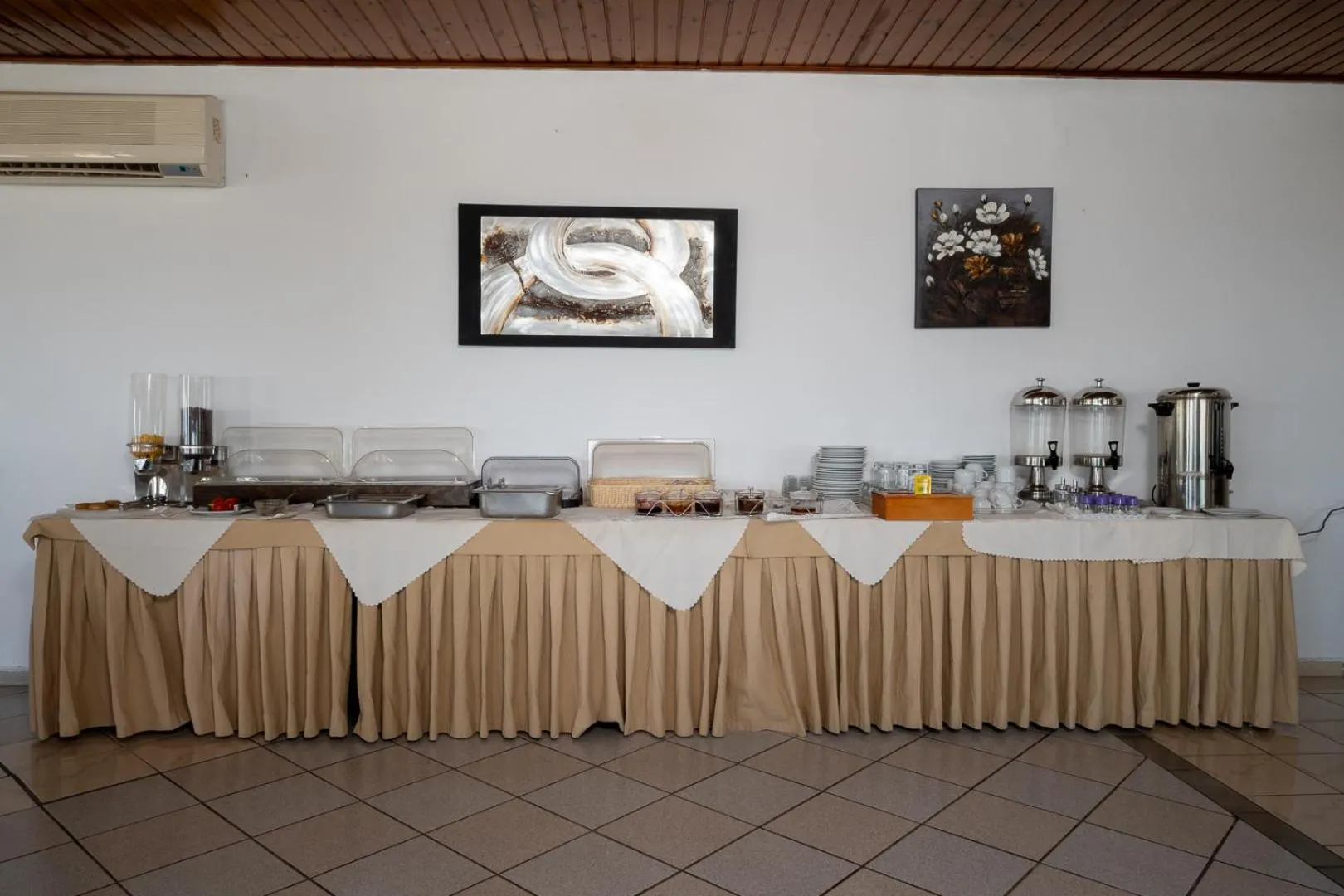 Food and drinks in Gardenia