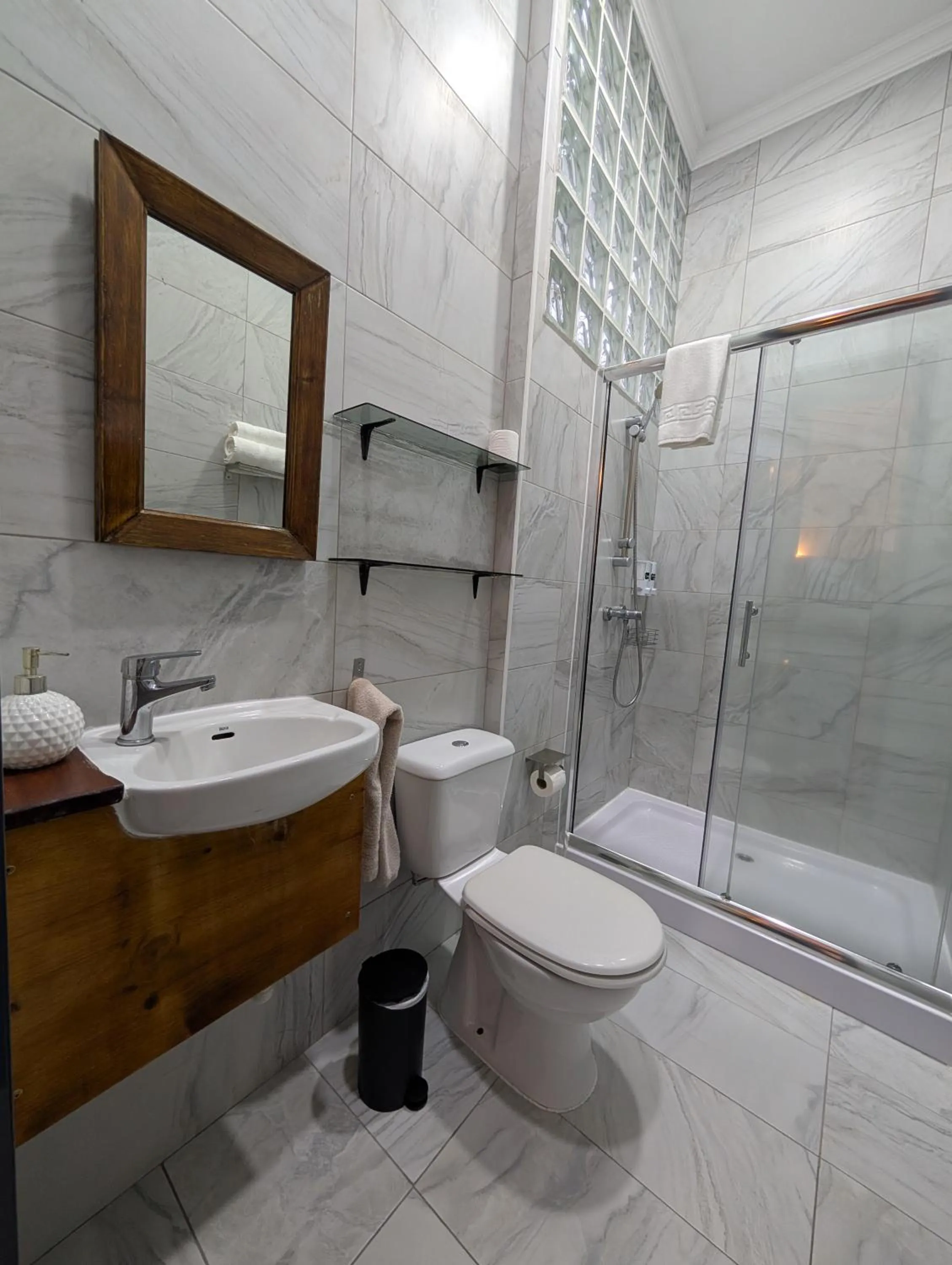 Toilet in Casa do Vereador