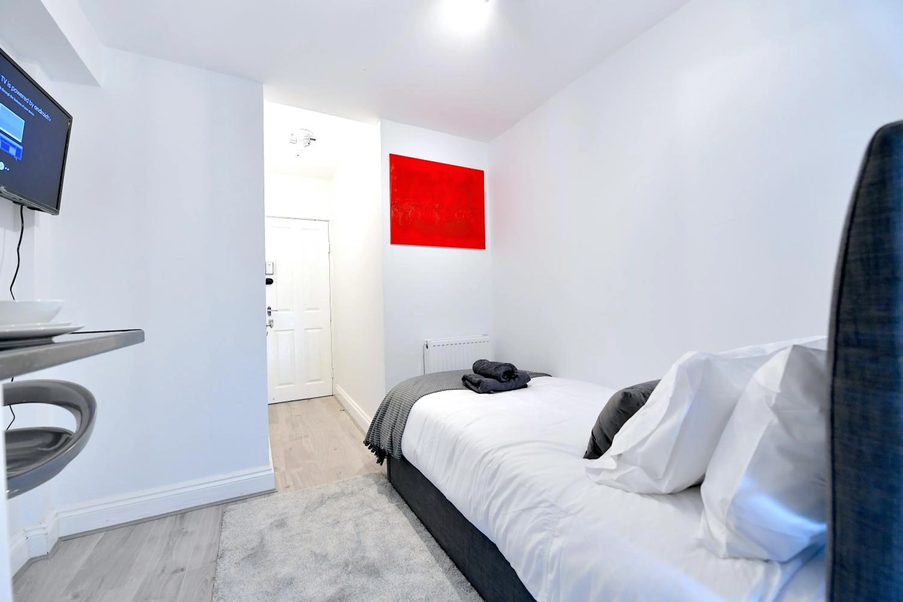 Bed in Stylish Studios by Luxestays Fulham