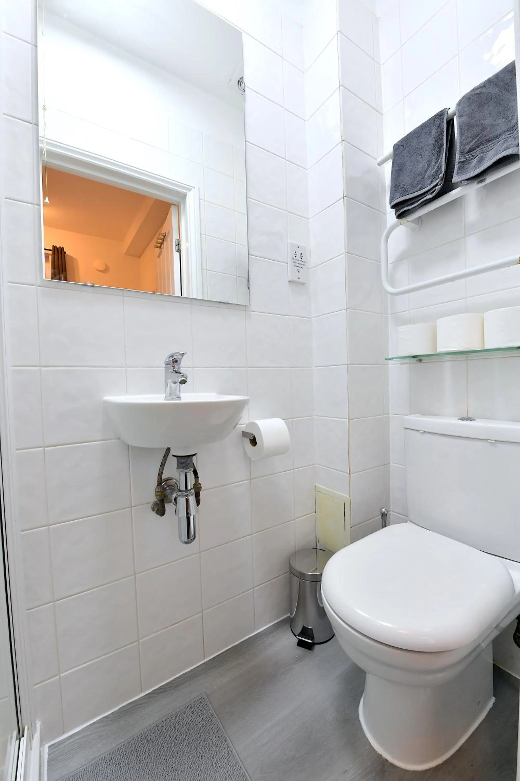Toilet in Stylish Studios by Luxestays Fulham