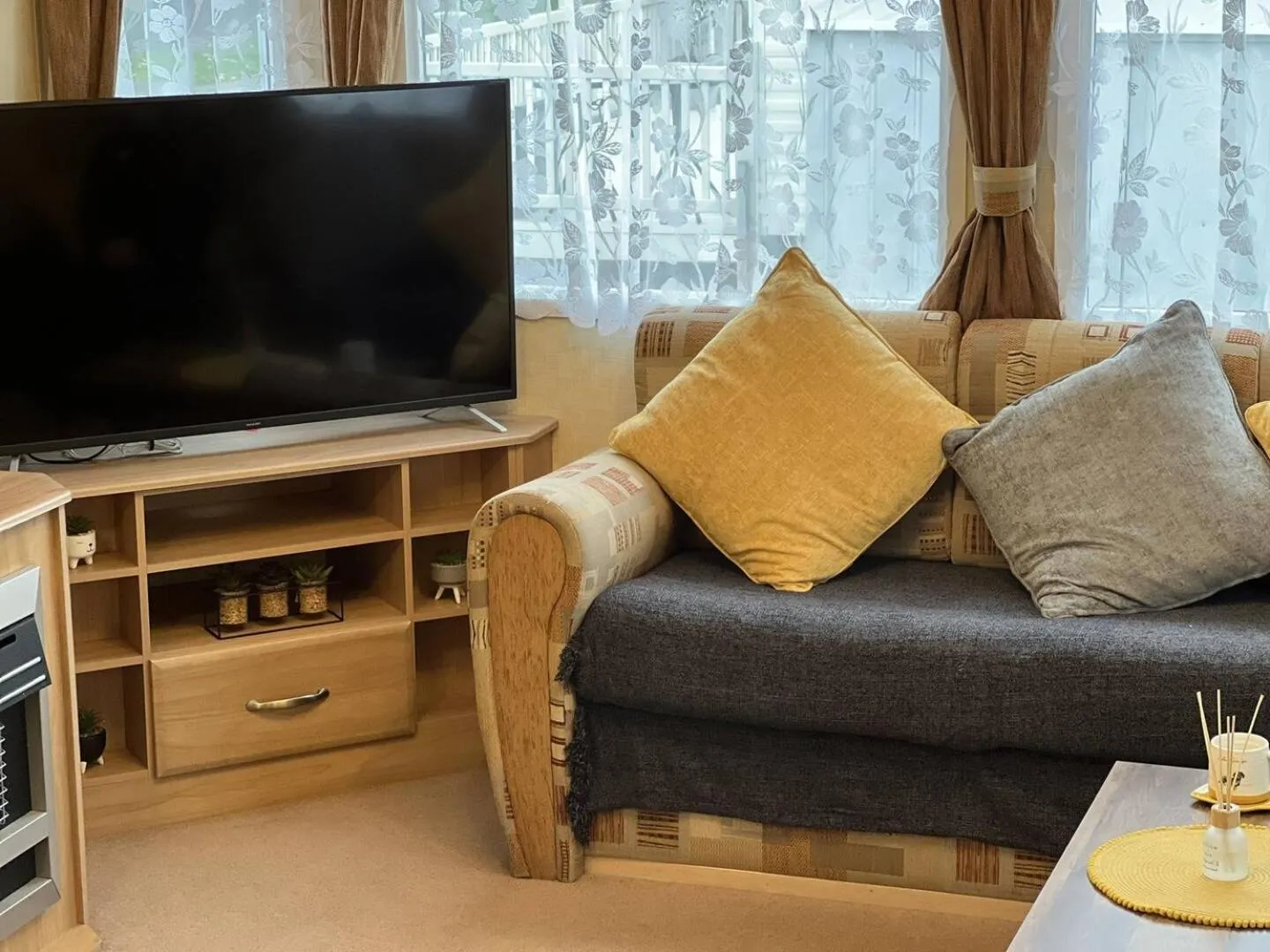 TV and multimedia in Summer Dreams Holiday Home Skegness