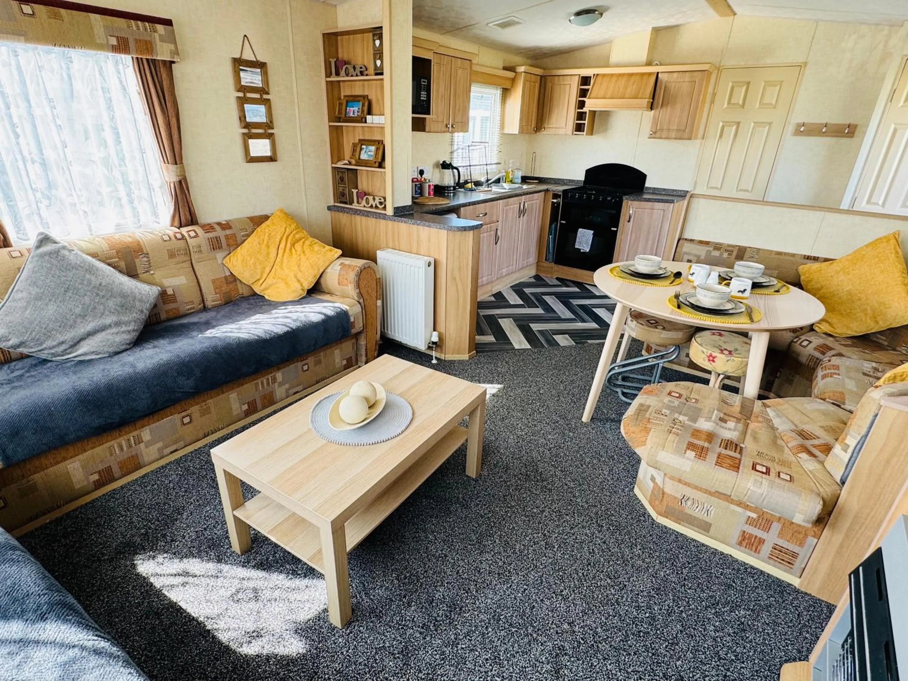 Living room in Summer Dreams Holiday Home Skegness