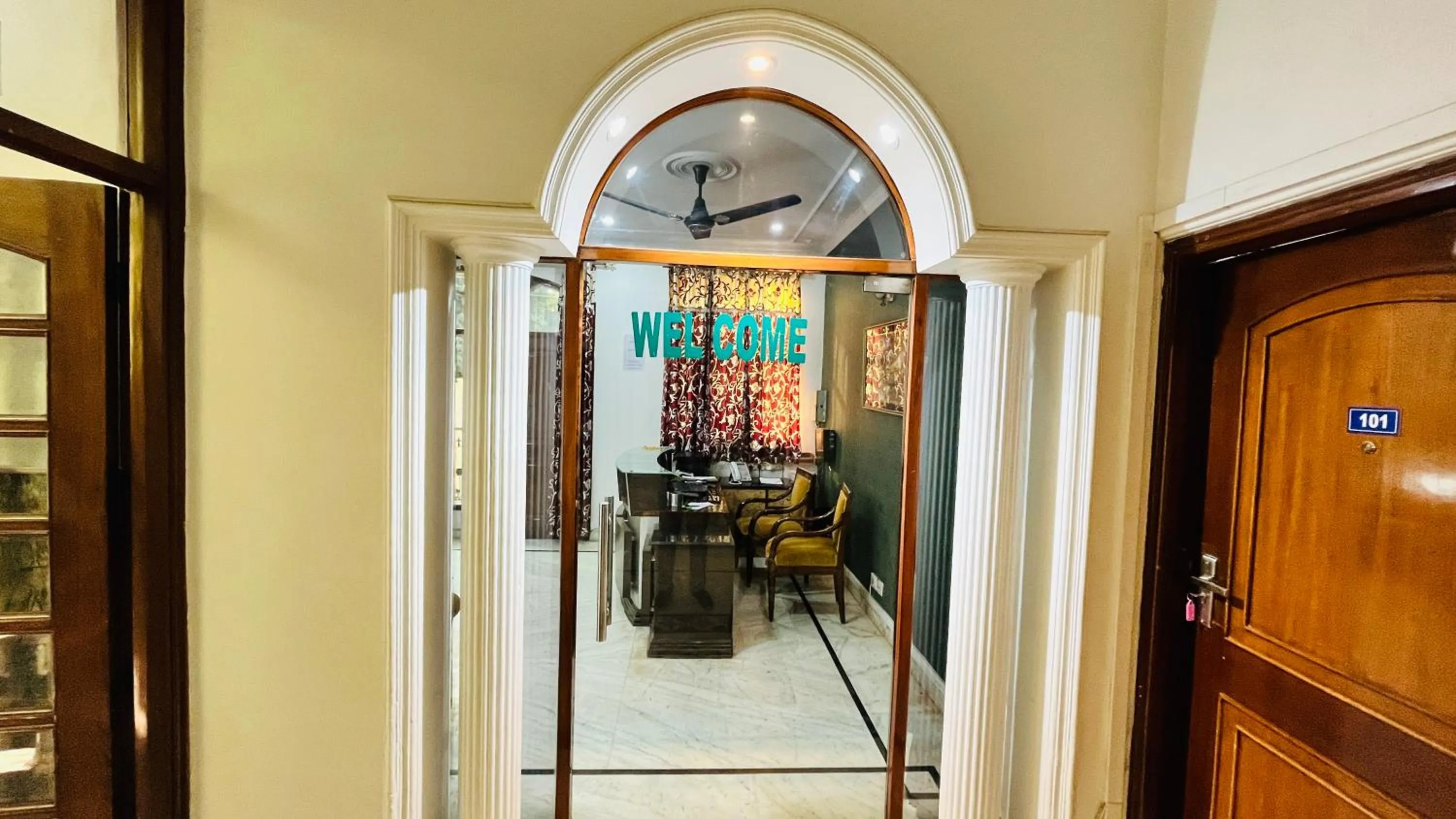 Property building in Hotel Starline Sector 28