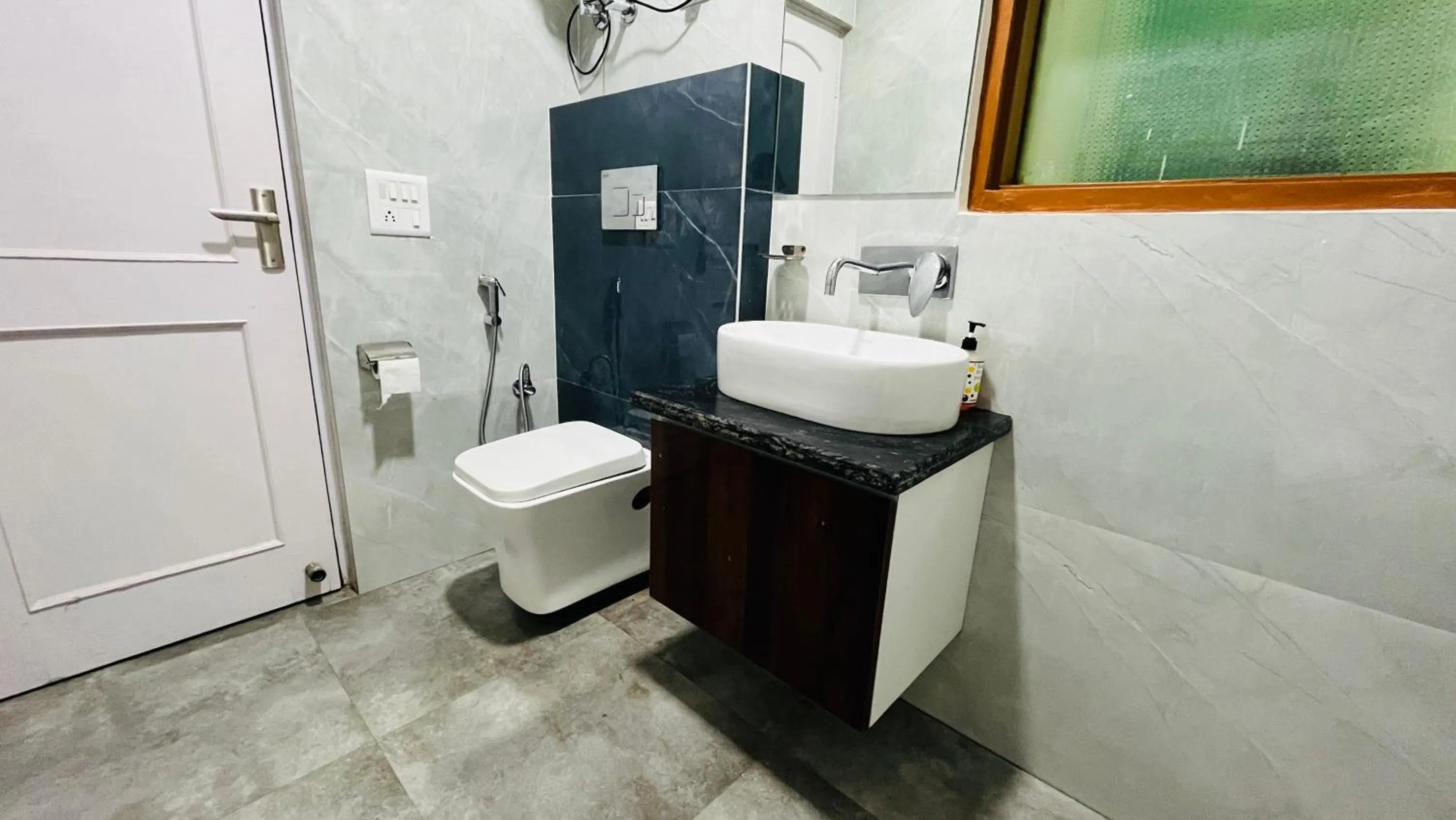 Toilet in Hotel Starline Sector 28