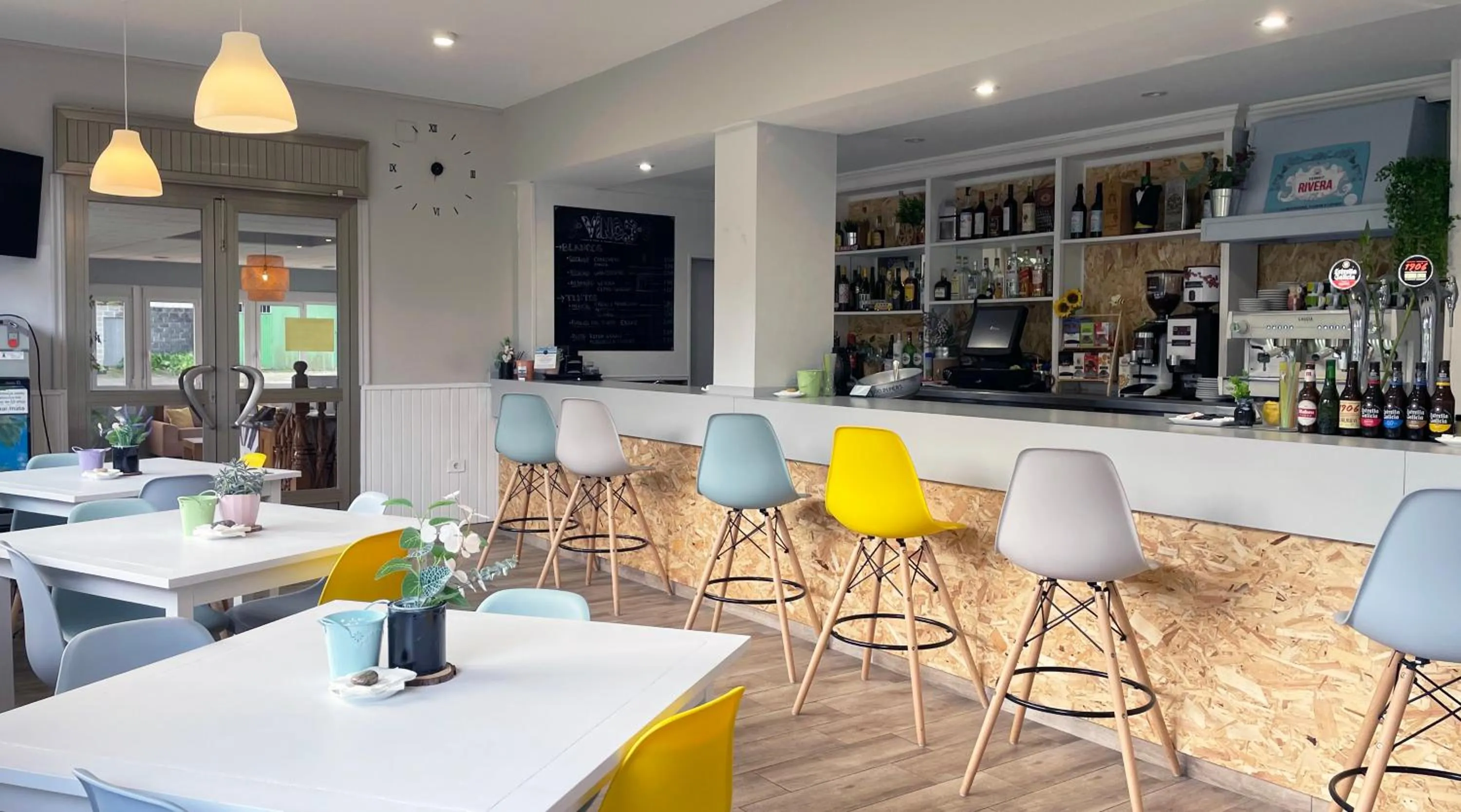 Lounge or bar in Hotel A Estrada Rooms