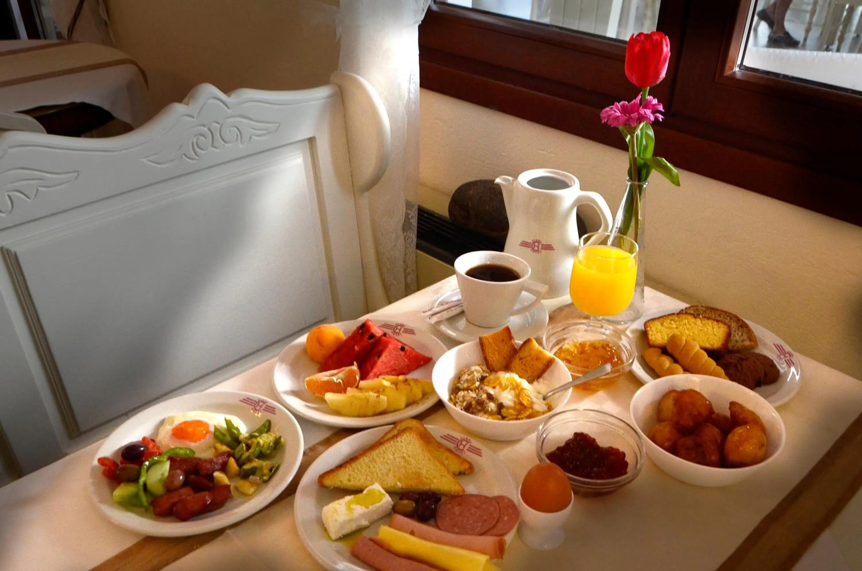 American breakfast in Clara Resort