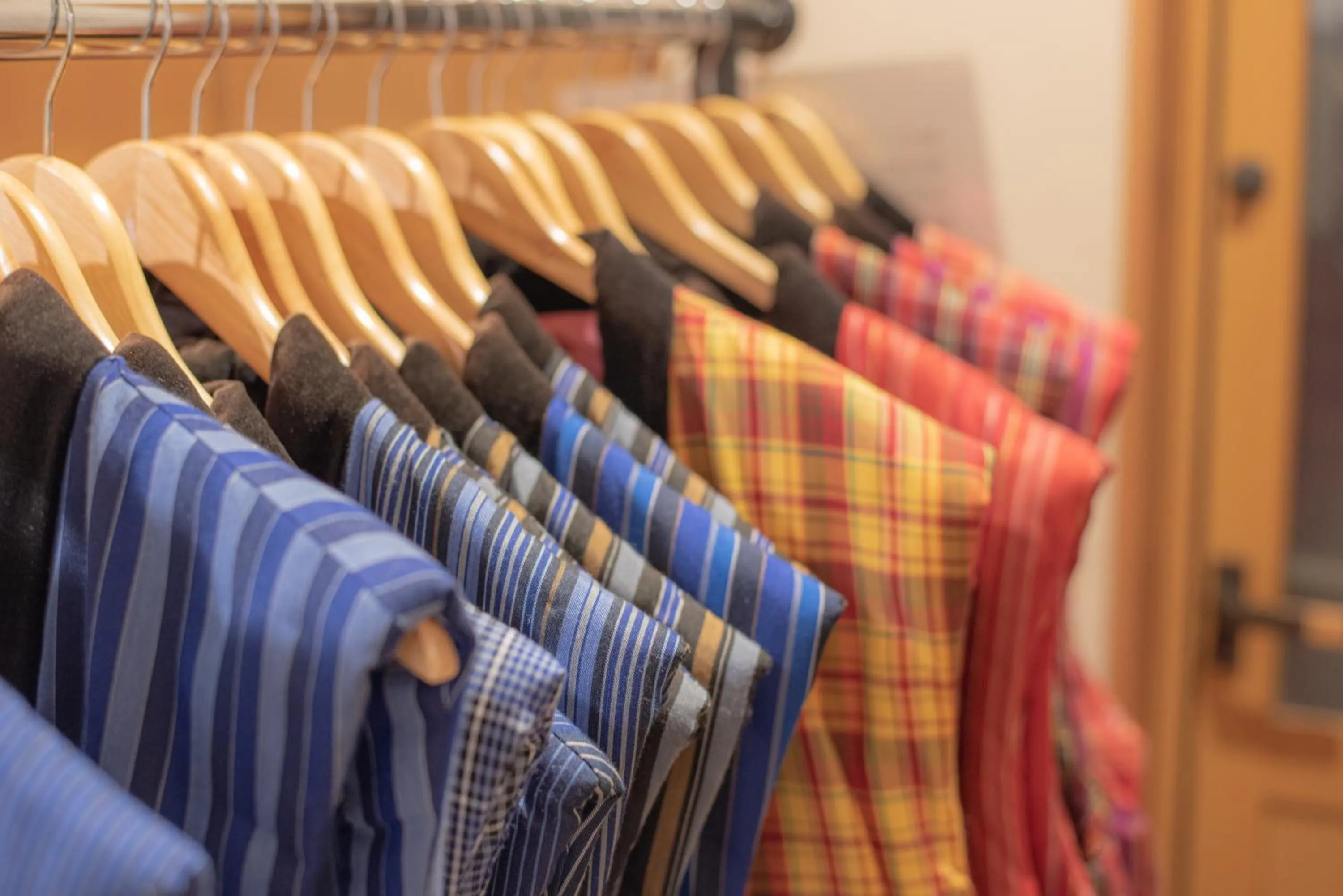 Lake side inn Beehive