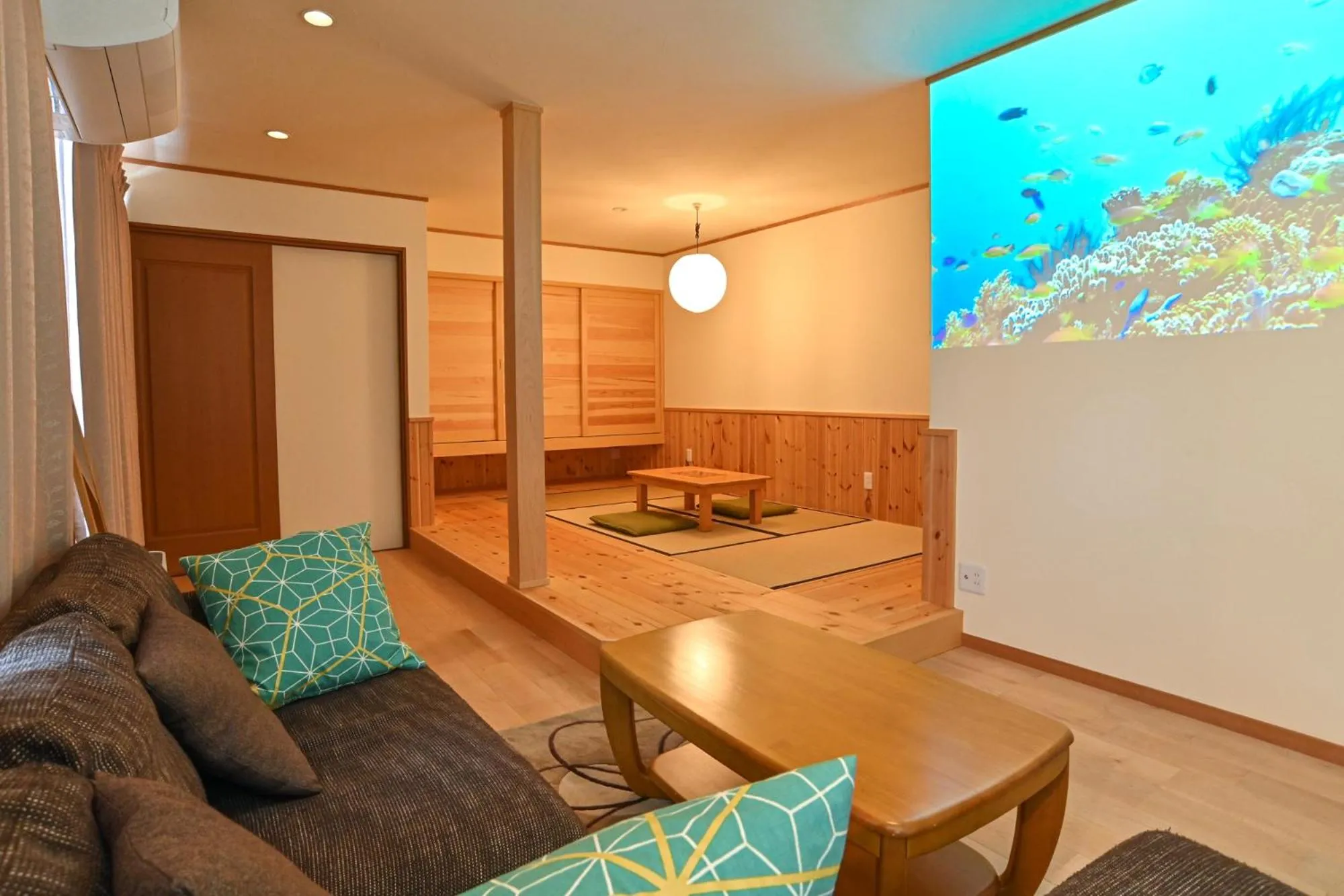 Living room in Lake side inn Beehive