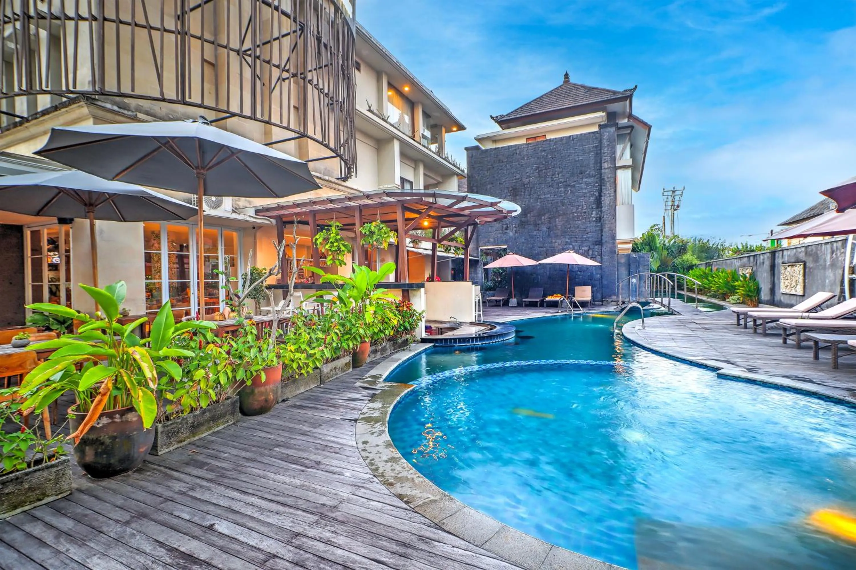 Swimming pool in Palette Signature Hotel