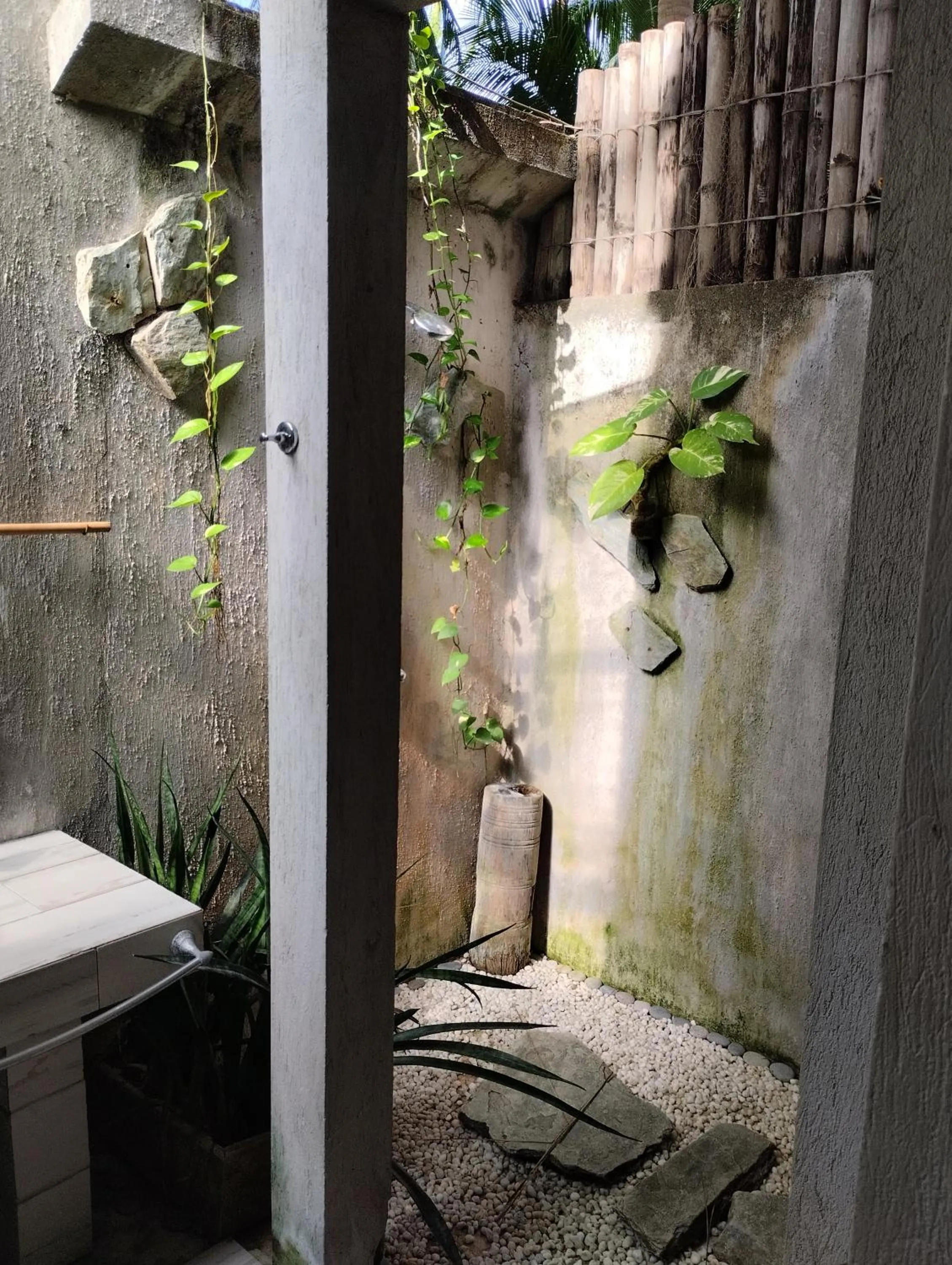 Hoyohoy Villas Resort, Inc.