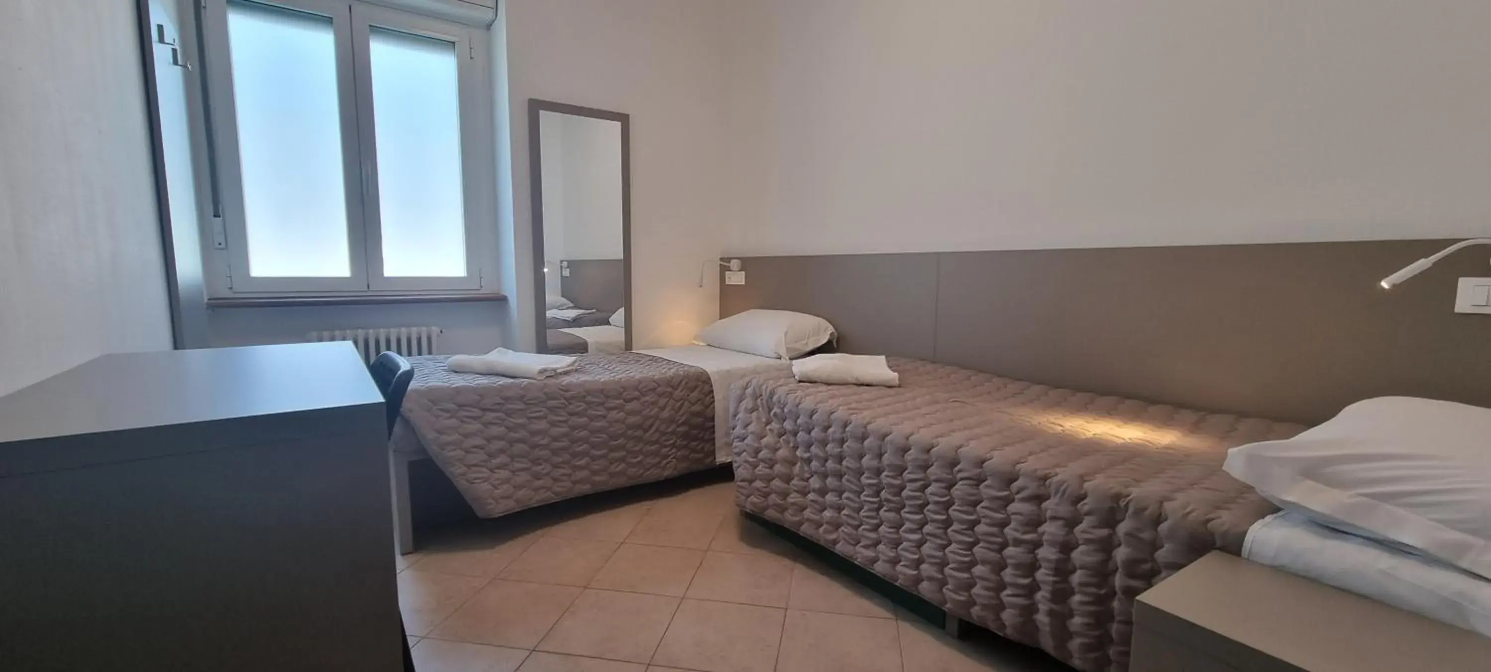 Twin Room in Ostello Giovane Europa di Trento Twin Room in Ostello Giovane Europa di Trento