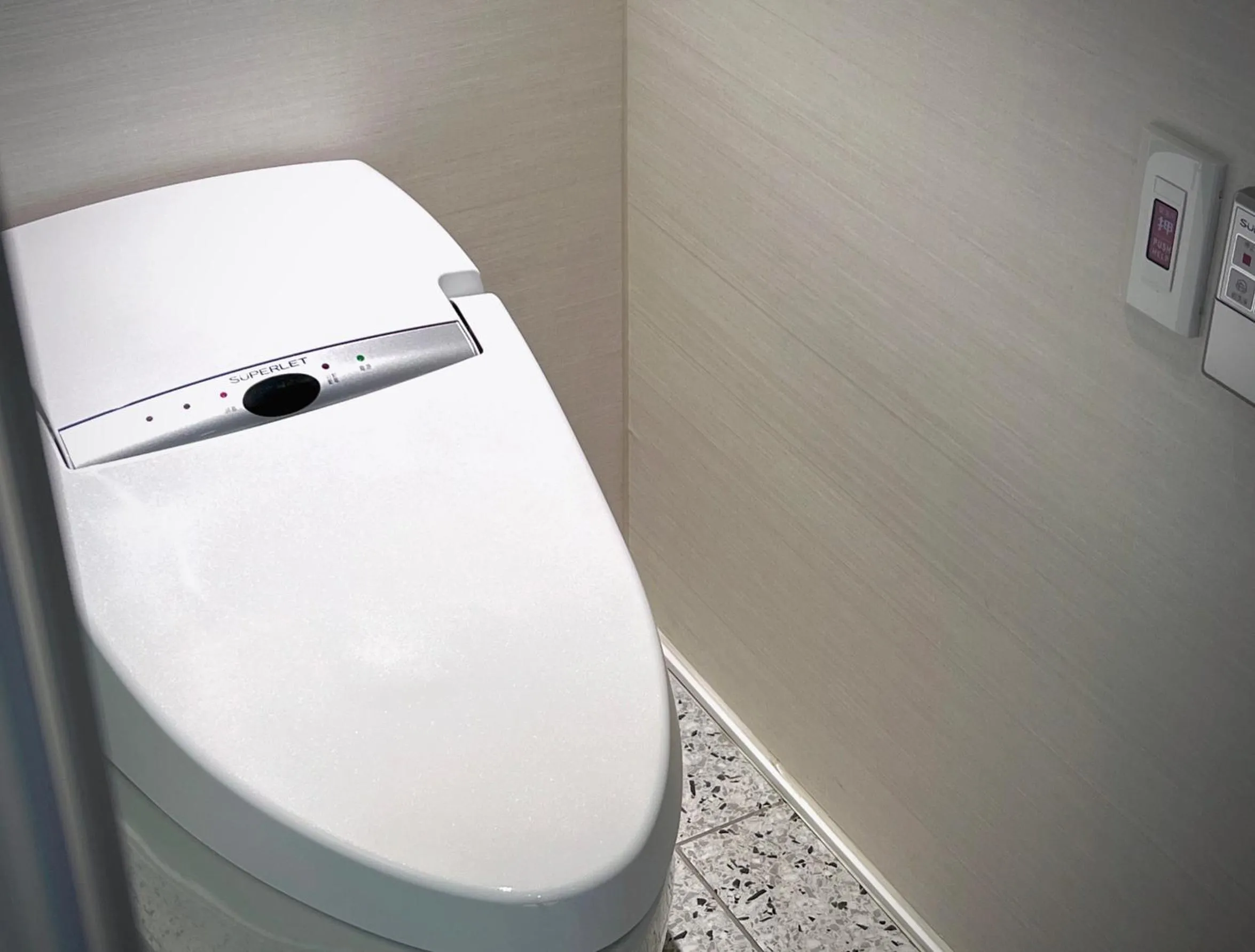 Toilet in Boutech JianTan Hotel