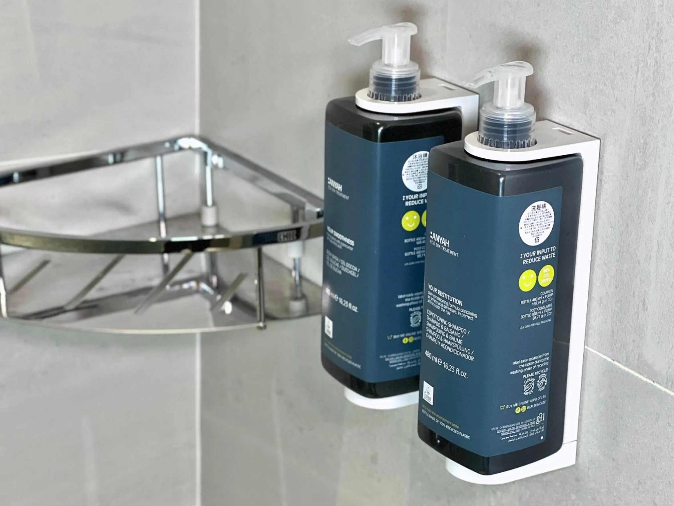 Shower in Boutech JianTan Hotel