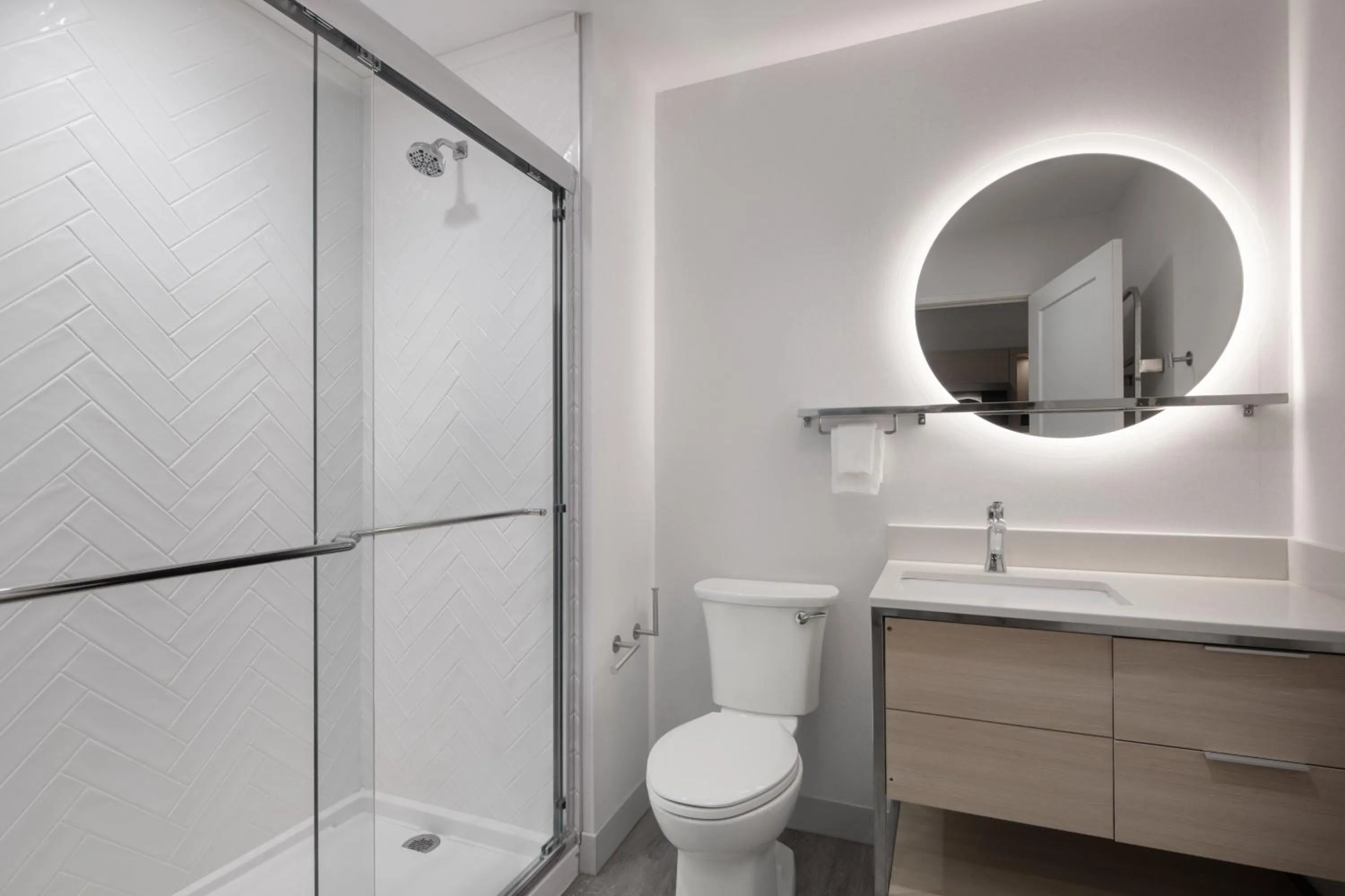 Bathroom in TownePlace Suites by Marriott New Philadelphia