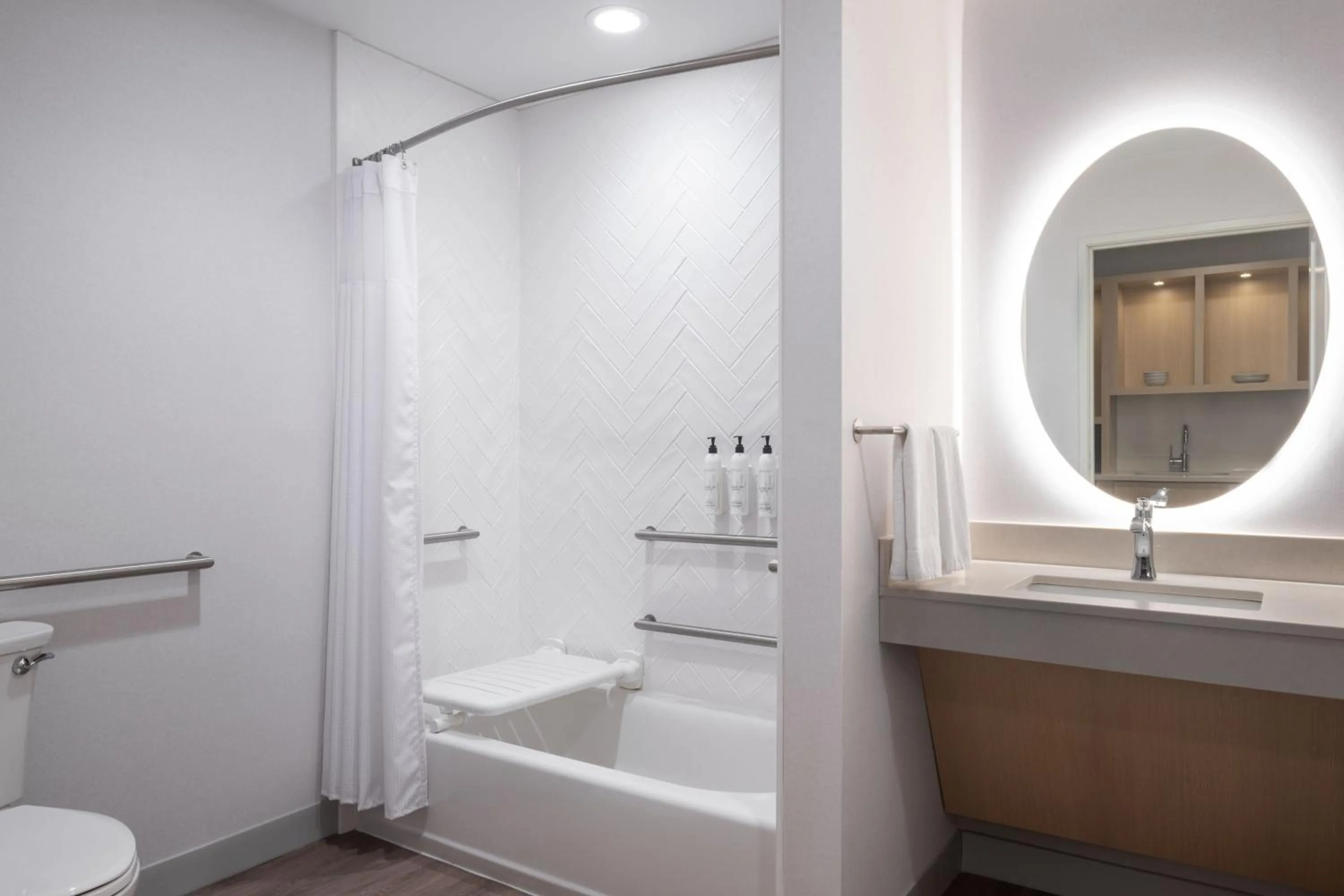 Bathroom in TownePlace Suites by Marriott New Philadelphia