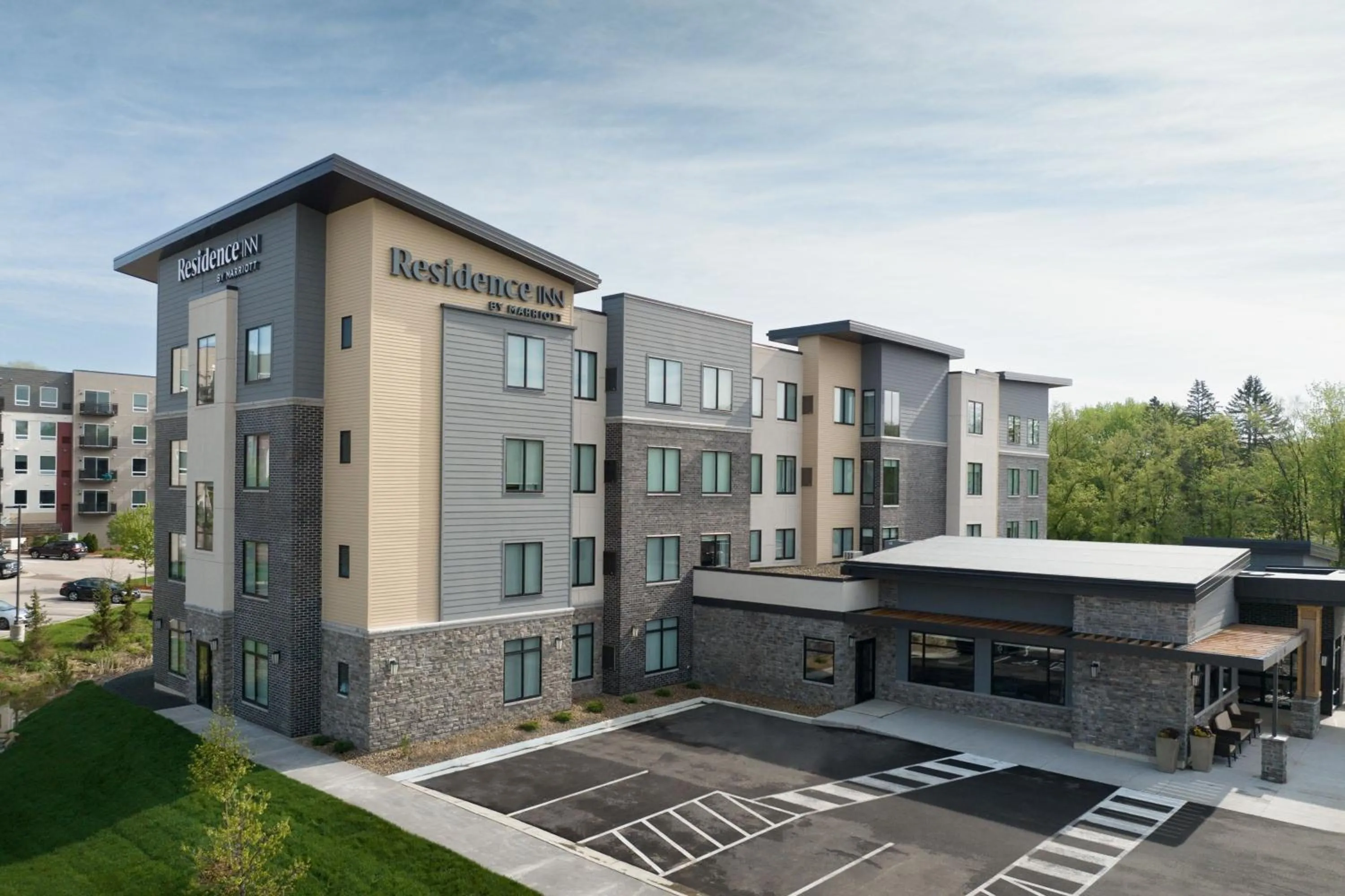 Property building in Residence Inn Rochester Mayo Clinic Area South